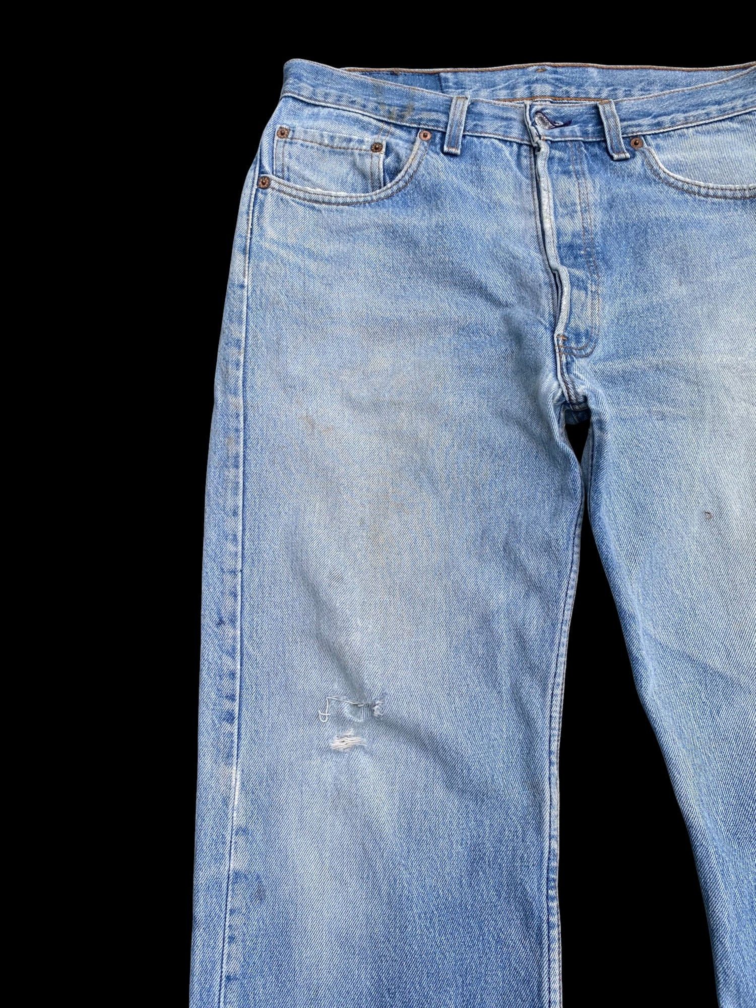 Levi's Vintage 1993 Levis 501 dirty lightwash distressed W33x28.5 Size US 33 - 17 Thumbnail