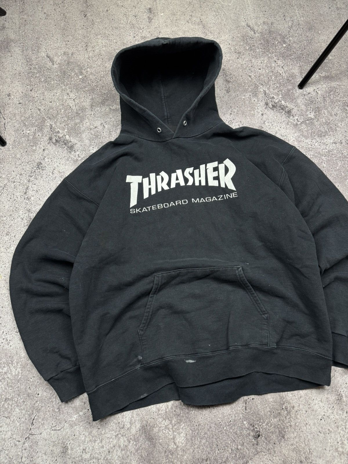 Thrasher Vintage 90s Thrasher Y2K Faded Distressed Hoodie Sweatshirt Size US M / EU 48-50 / 2 - 2 Thumbnail