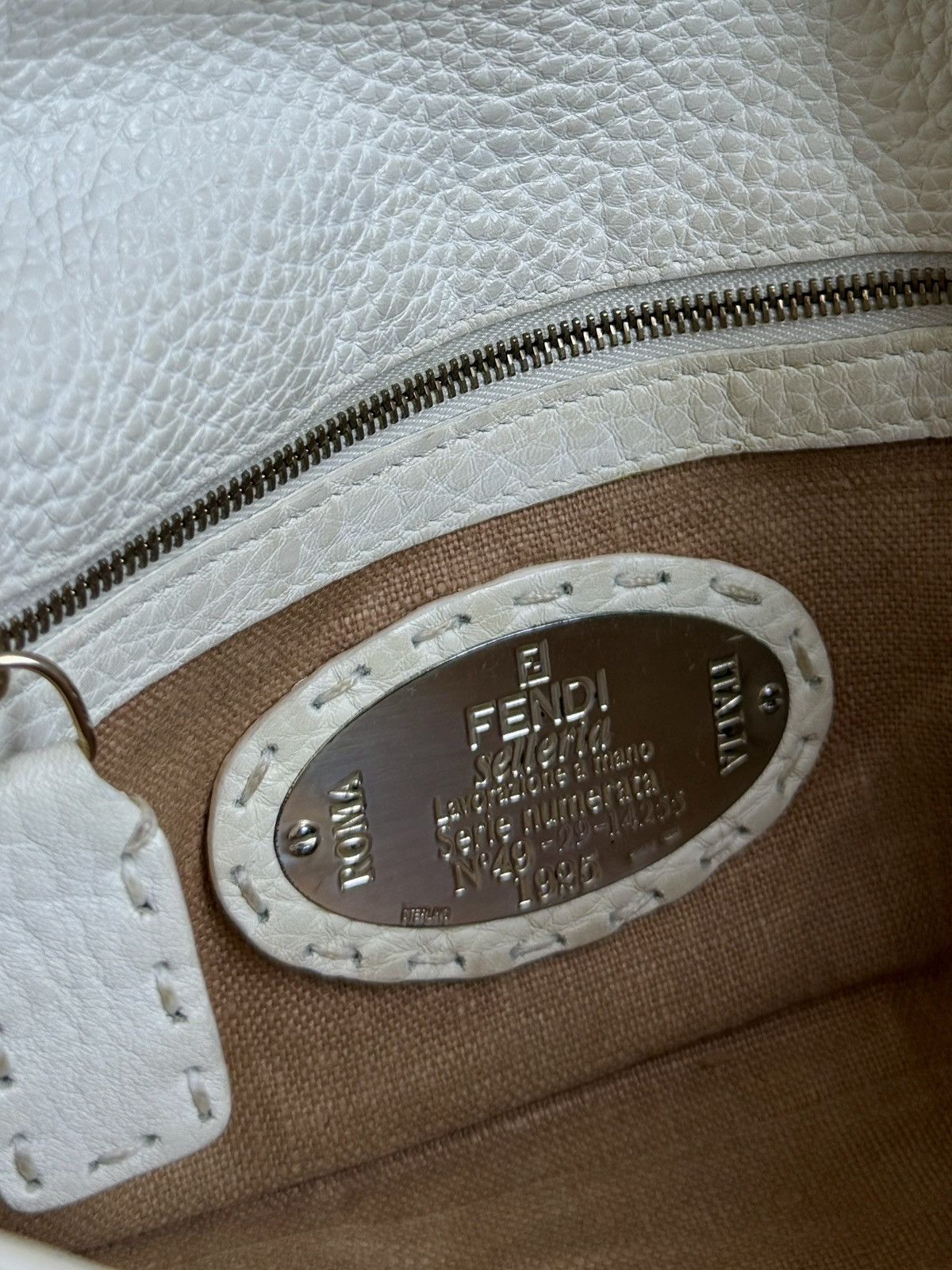 Fendi Fendi Selleria White Grained Leather Baguette Bag Size ONE SIZE - 6 Thumbnail