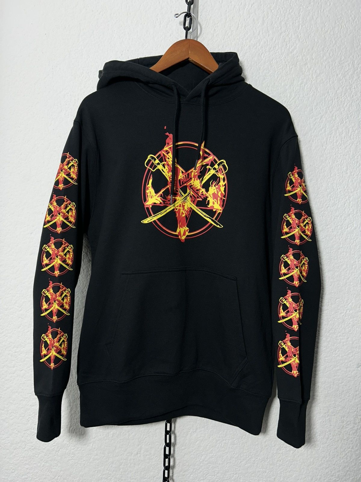 Palace Palace Flamed Hood Size US S / EU 44-46 / 1 - 2 Thumbnail
