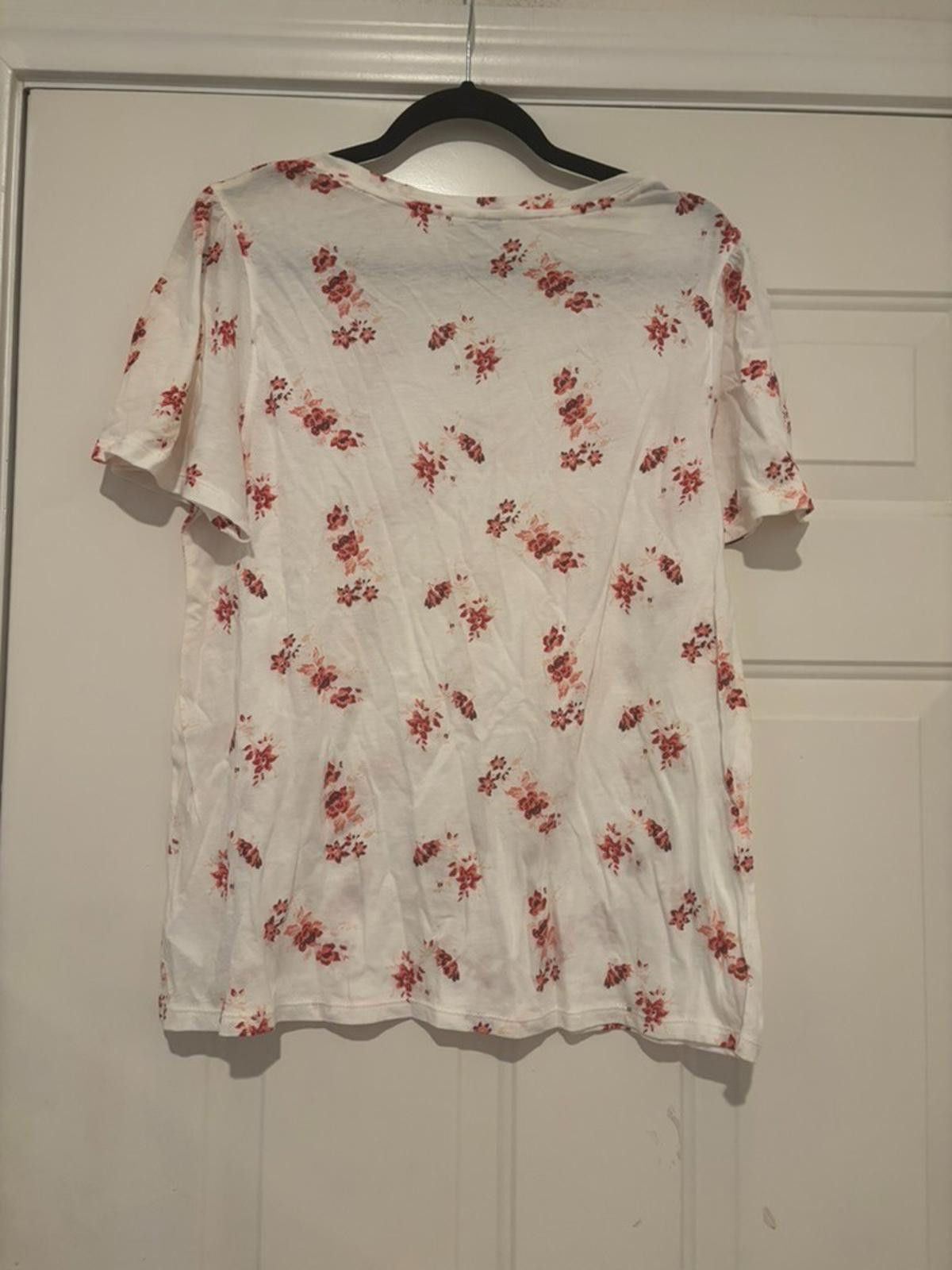 Lucky Brand Womens sz L white floral Lucky Brand short sleeve shirt #576 Size L / US 10 / IT 46 - 2 Thumbnail