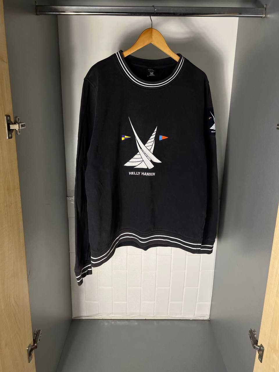 Helly Hansen VINTAGE HELLY HANSEN BIG LOGO RETRO SWEATSHIRT GORPCORE Y2K Size US XL / EU 56 / 4 - 2 Thumbnail