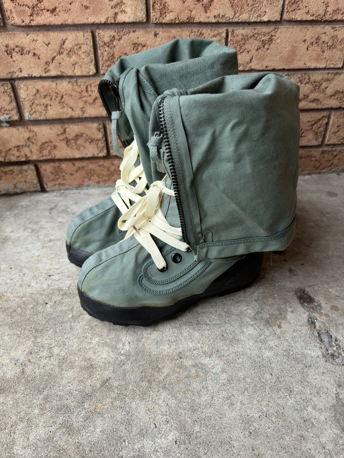 Vintage Vintage 1970s Muk Pilot Boots Size US 10 / EU 43 - 9 Thumbnail