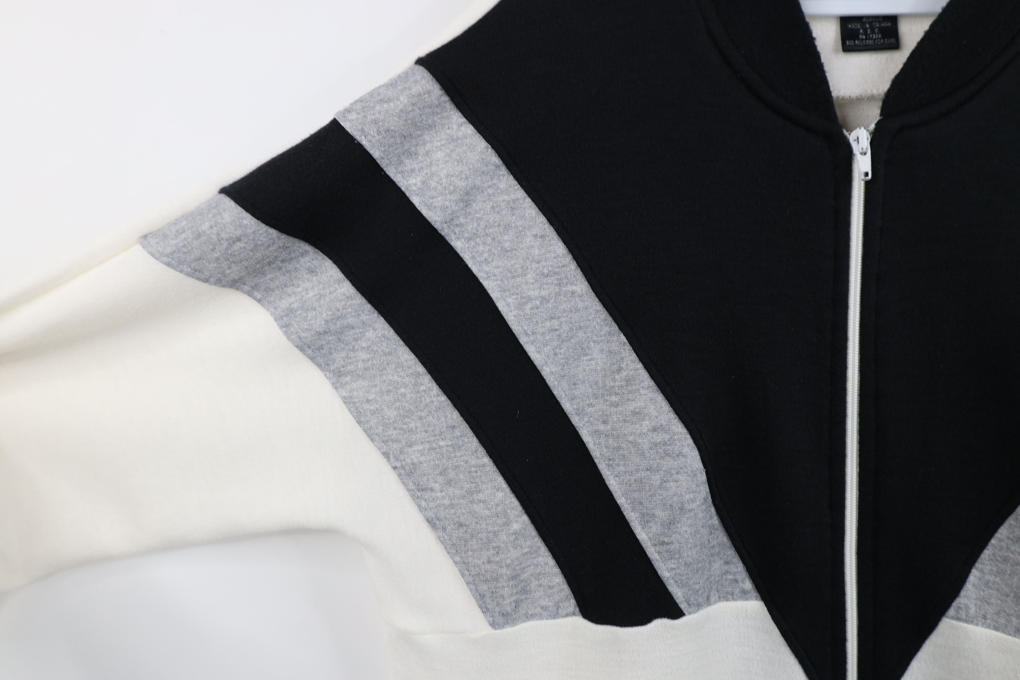 Vintage Vintage 70s 80s Streetwear Triple Knit Tennis Track Jacket Size US XL / EU 56 / 4 - 9 Thumbnail