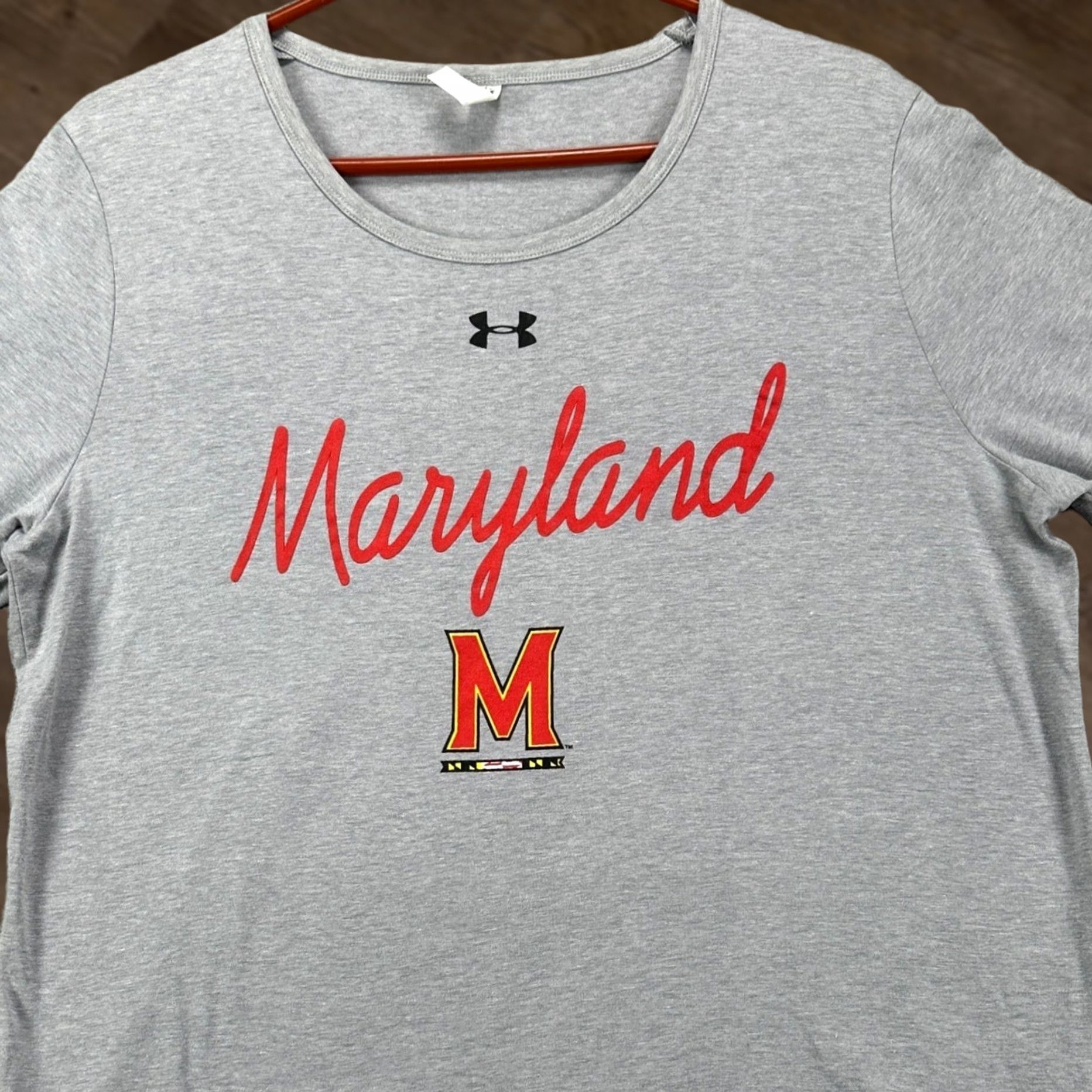Under Armour Under Armour Maryland Terrapins Heat Gear Shirt Womens XL Gray Loose New with Tags Size XL / US 12-14 / IT 48-50 - 1 Thumbnail