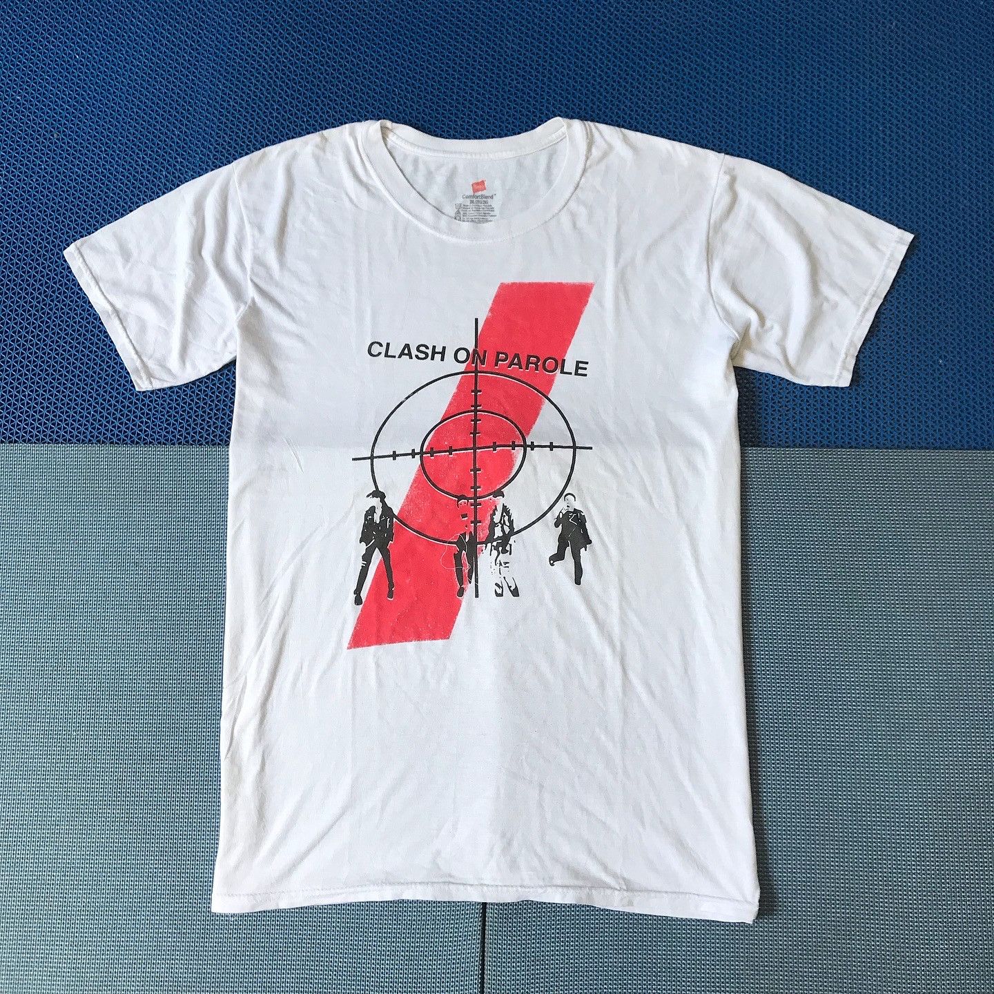 Band Tees The Clash Clash On Parole White Tshirt VTG The Clash Size US M / EU 48-50 / 2 - 1 Thumbnail