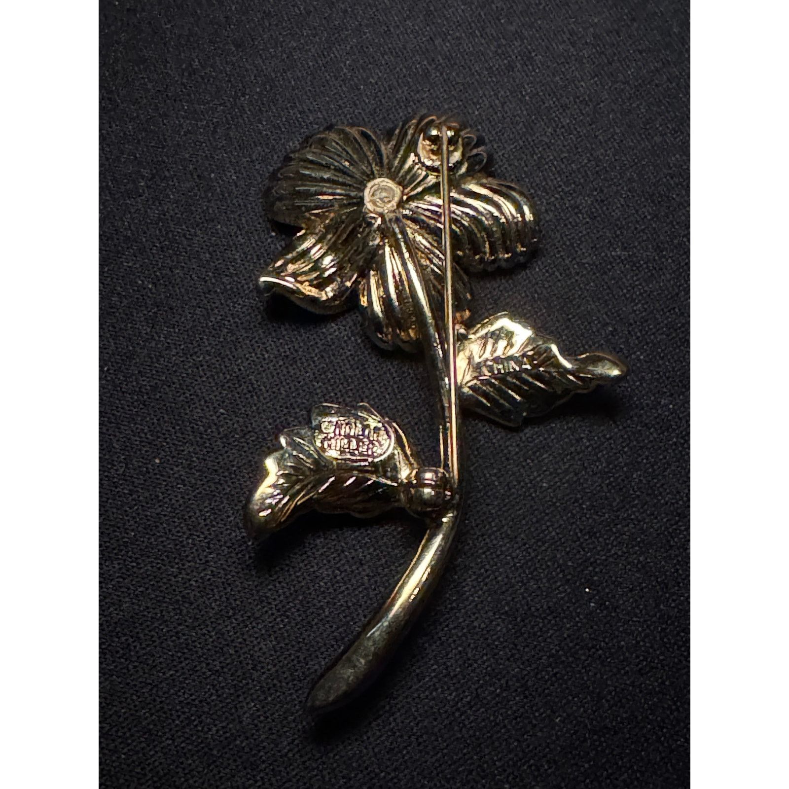 Other Nolan Miller Rhinestone Flower Brooch Size ONE SIZE - 6 Thumbnail