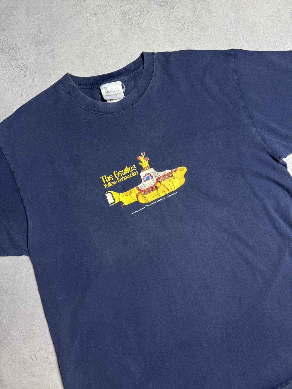 Fruit Of The Loom The Beatles 2005 Yellow Submarine Vintage T-Shirt Y2K Size US XL / EU 56 / 4 - 3 Thumbnail