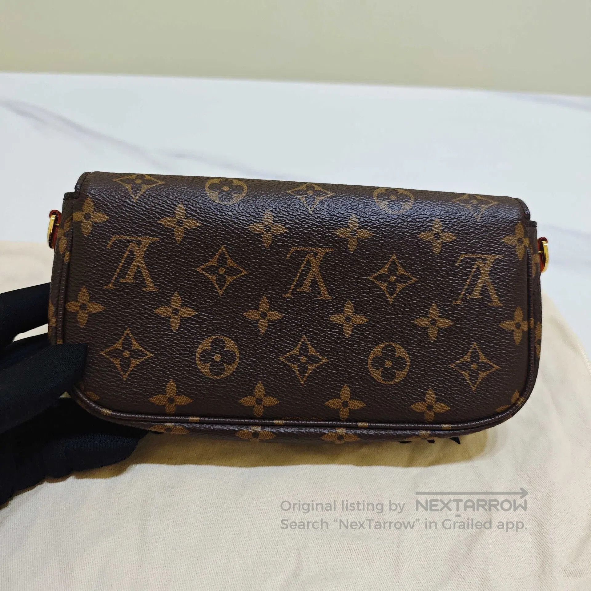 Louis Vuitton Louis Vuitton Ivy WOC Bag. Size ONE SIZE - 3 Thumbnail