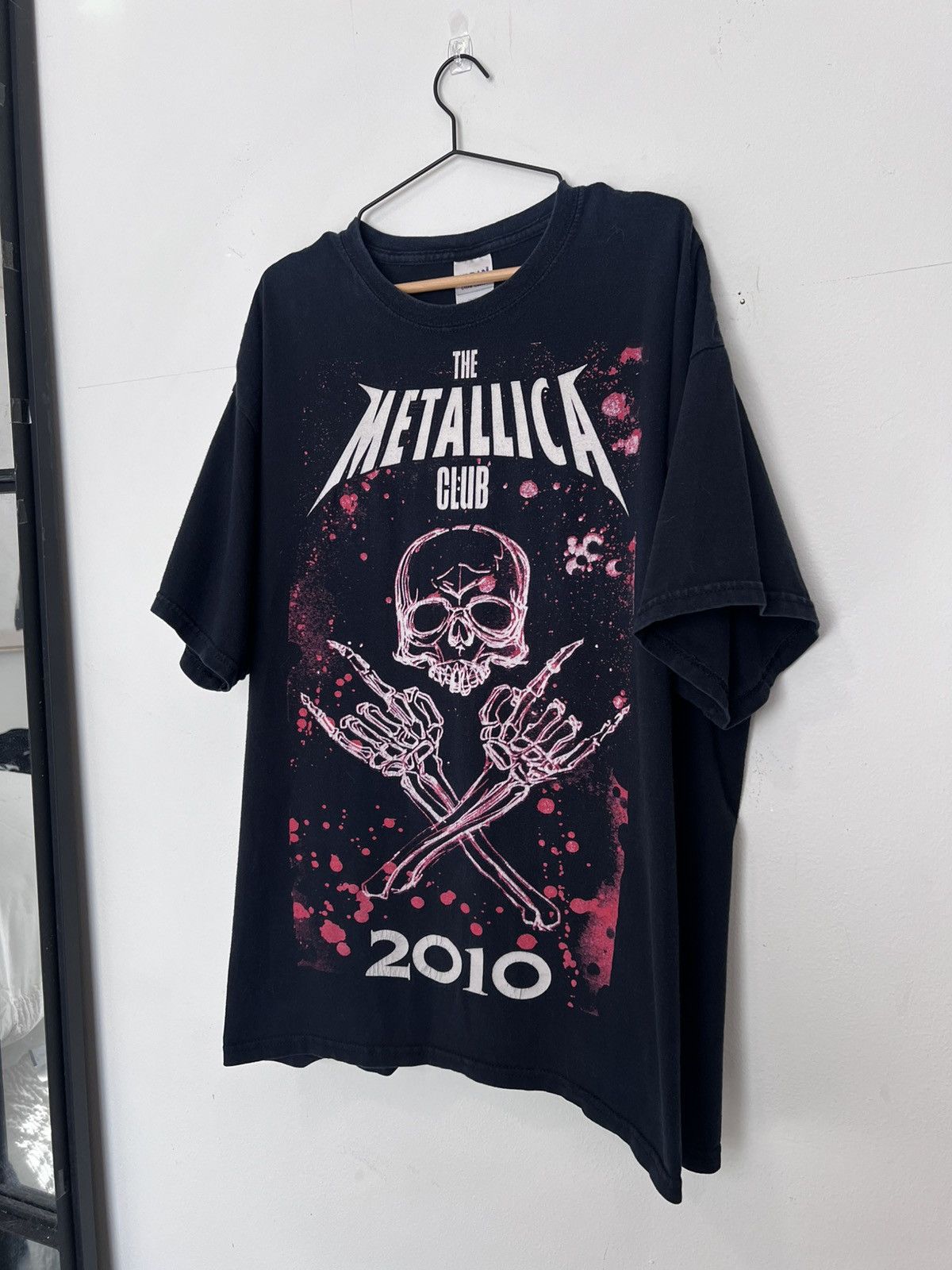 Gildan 2010 Metallica Club tee official fan club issue, XL Gildan Size US XL / EU 56 / 4 - 2 Thumbnail
