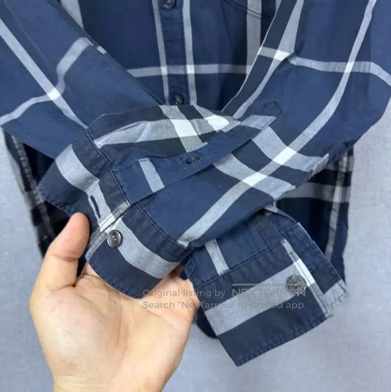 Burberry Burberry Men's Dark Blue Patterned Dress Shirt. Size US M / EU 48-50 / 2 - 5 Thumbnail