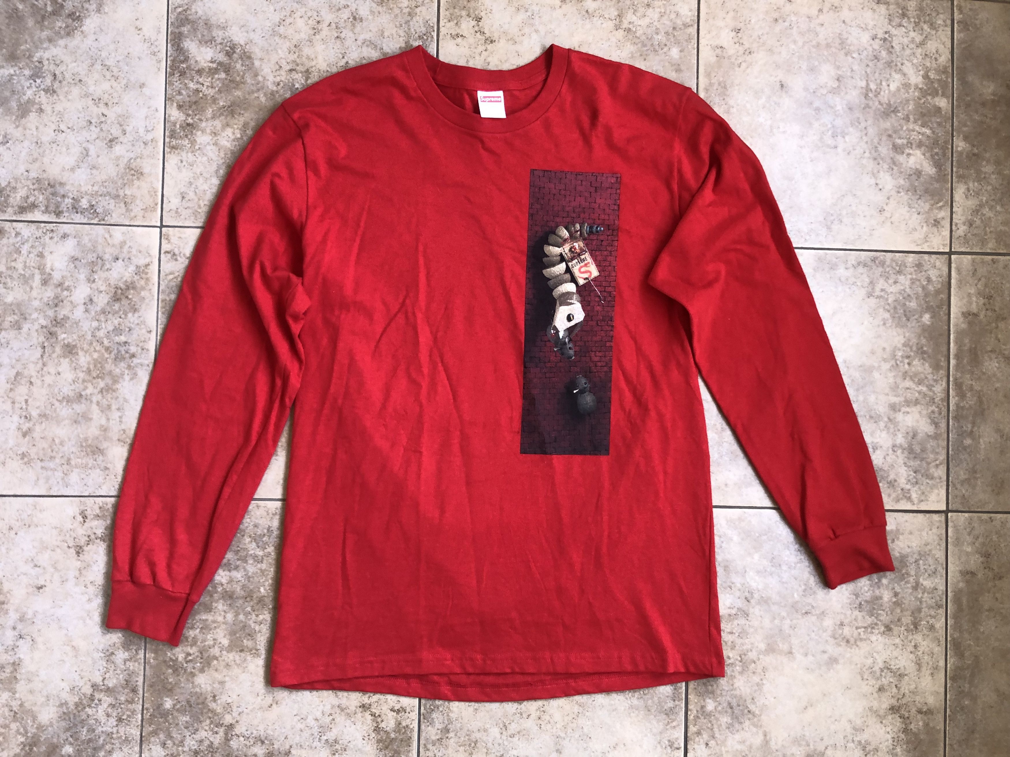Supreme Supreme Mike Hill Snake Trap Long Sleeve Tee Red Size L Size US L / EU 52-54 / 3 - 1 Thumbnail