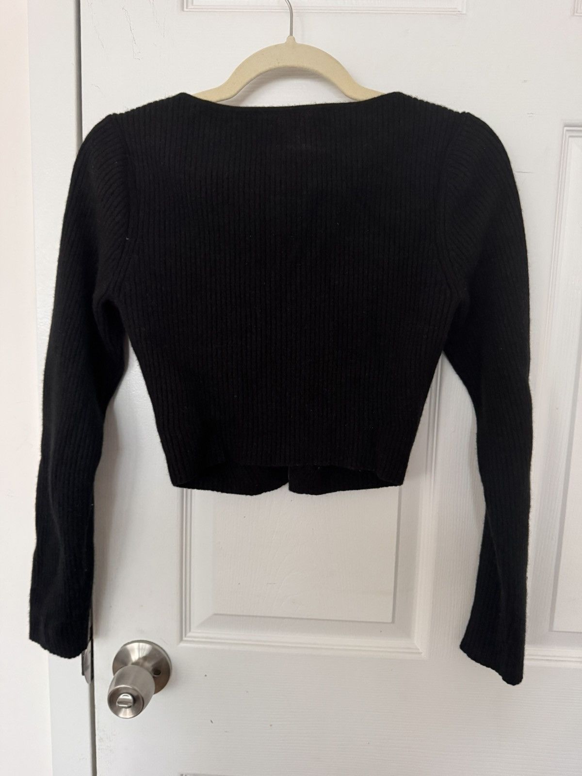 Reformation reformation cashmere sweater cropped V neck size M Size M / US 6-8 / IT 42-44 - 5 Thumbnail