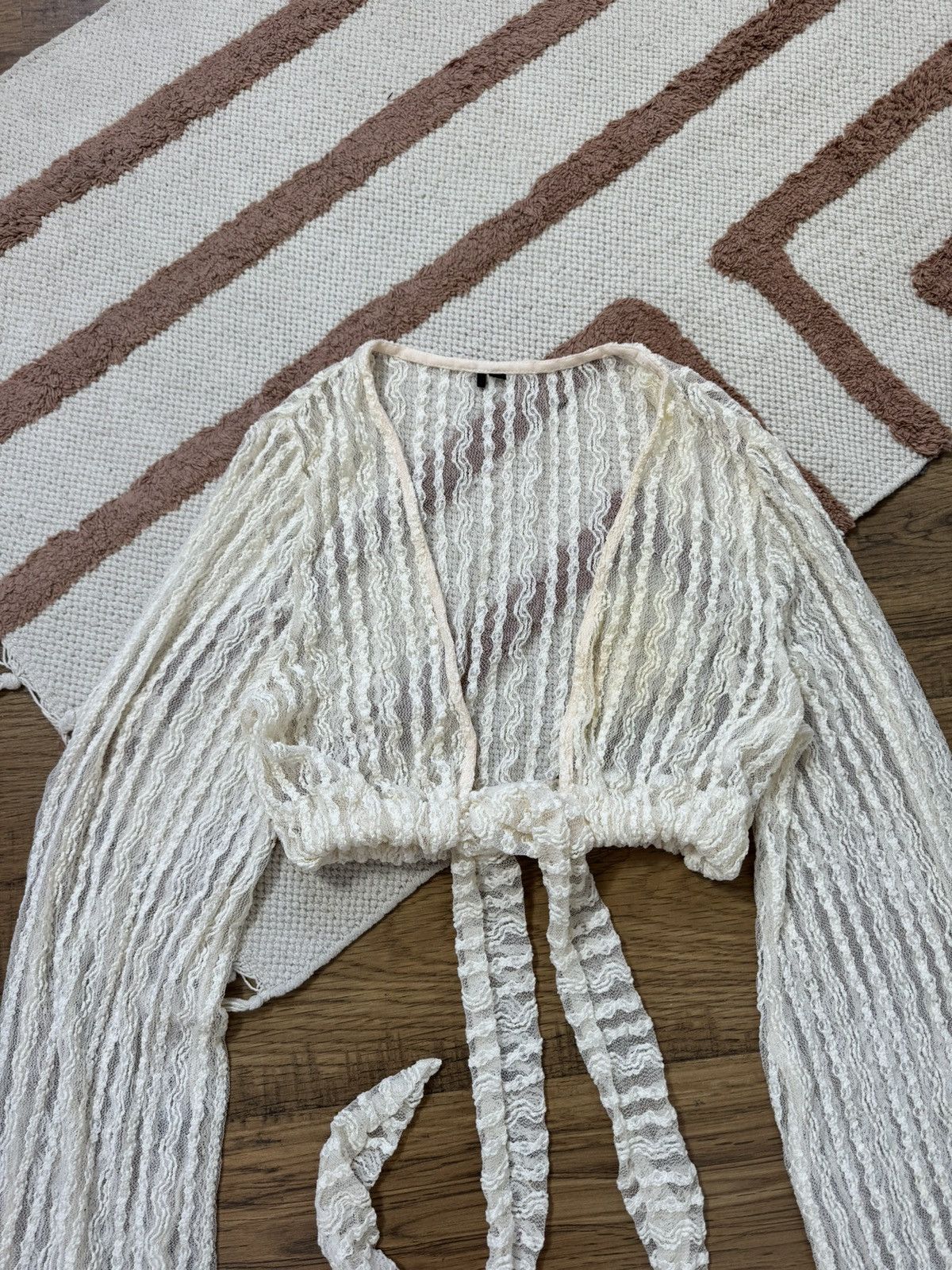 Vintage VINTAGE MESH LACE WMNS TIE LONGSLEEVE Size ONE SIZE - 3 Thumbnail