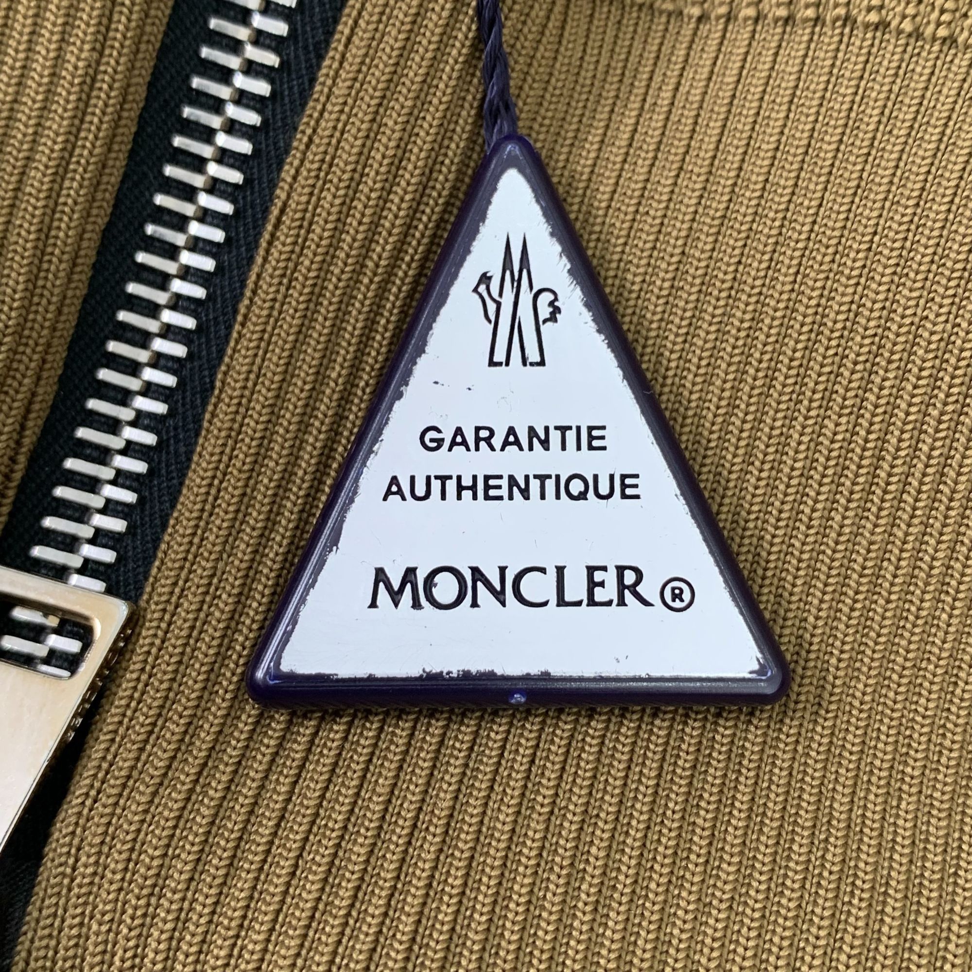 Moncler Moncler Lacaire Series Dark Brown Embroidered Logo Zip-Up Ja Size US XXS / EU 40 - 5 Thumbnail