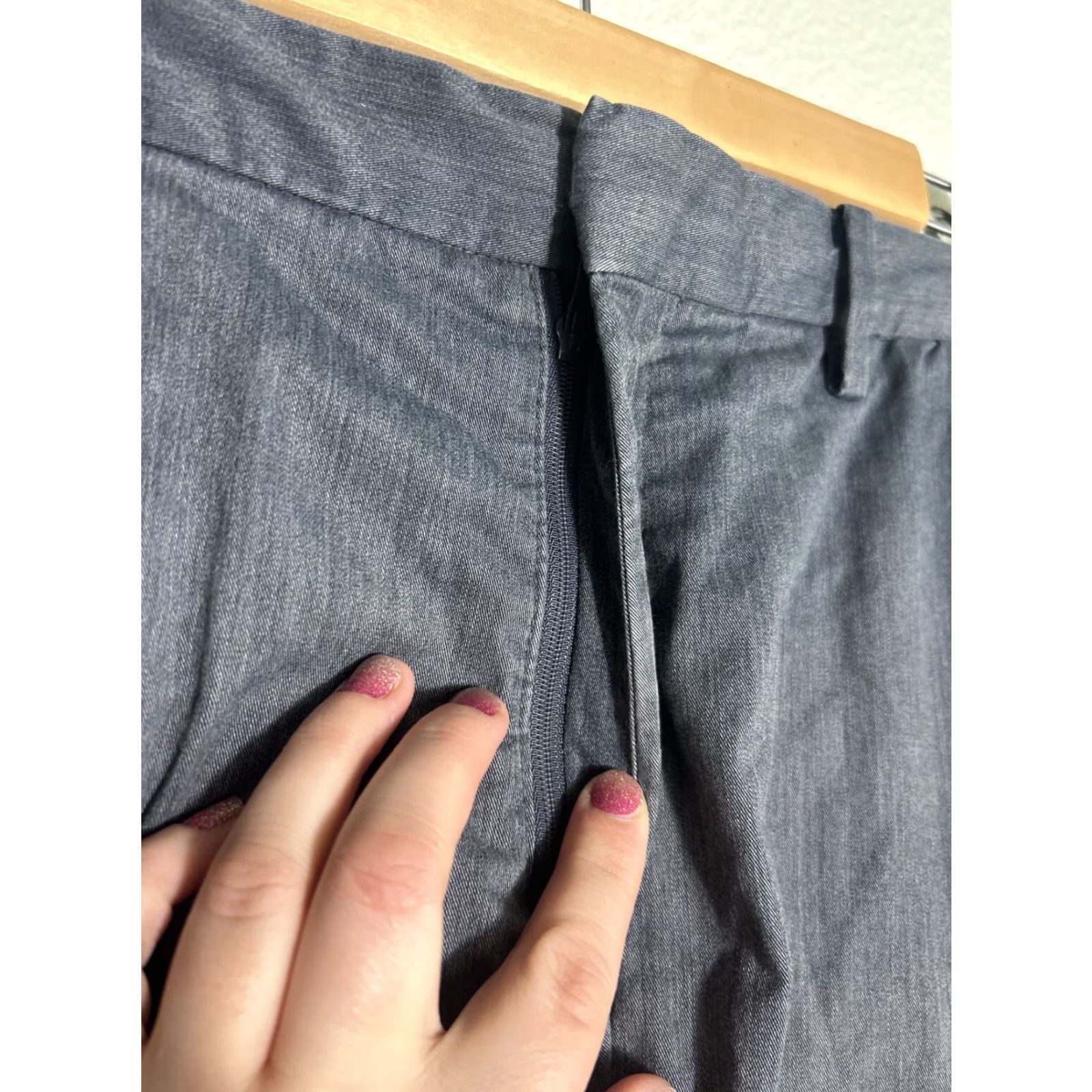 Uniqlo VINTAGE Uniqlo Mens Medium Gray Cotton Chino Shorts 34x9 M Gray Chino Shorts Mens Size US 31 - 4 Thumbnail