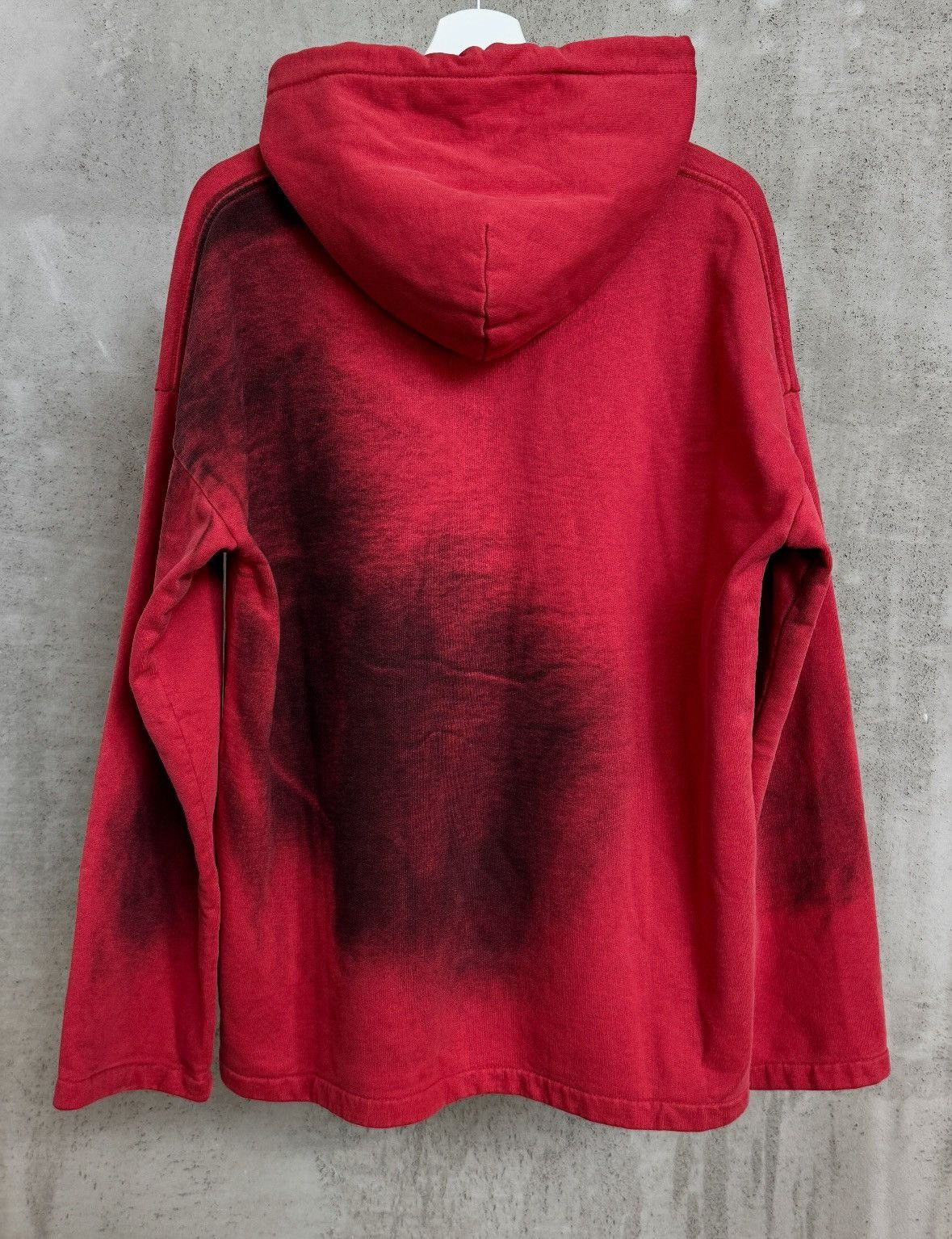 Acne Studios Acne Studios Spray - Paint Red Rubber Hoodie AW20 Size US L / EU 52-54 / 3 - 2 Thumbnail