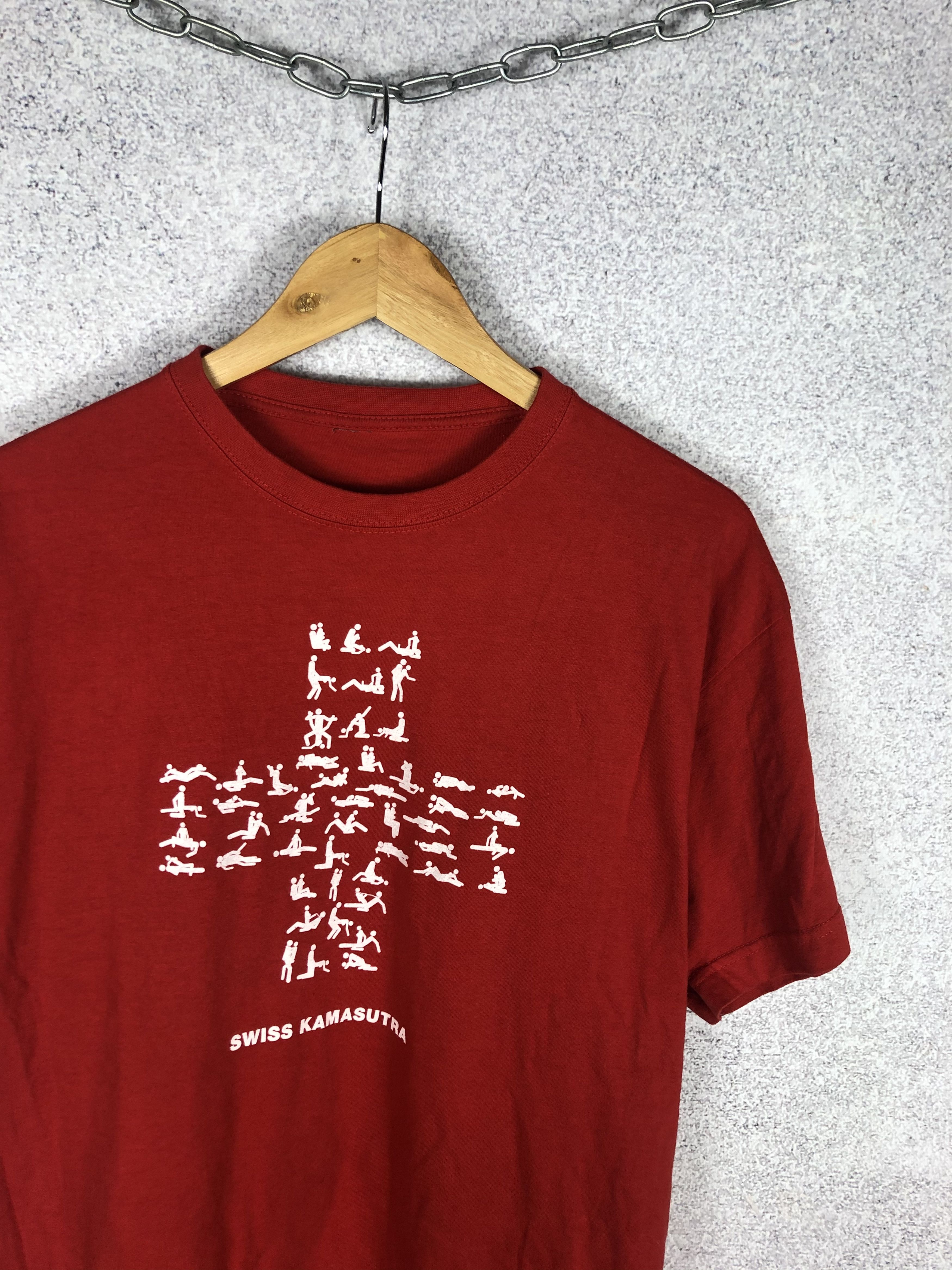Vintage Vintage Y2K Humor Swiss Kamasutra T-Shirt Sex Tee Size US XL / EU 56 / 4 - 3 Thumbnail