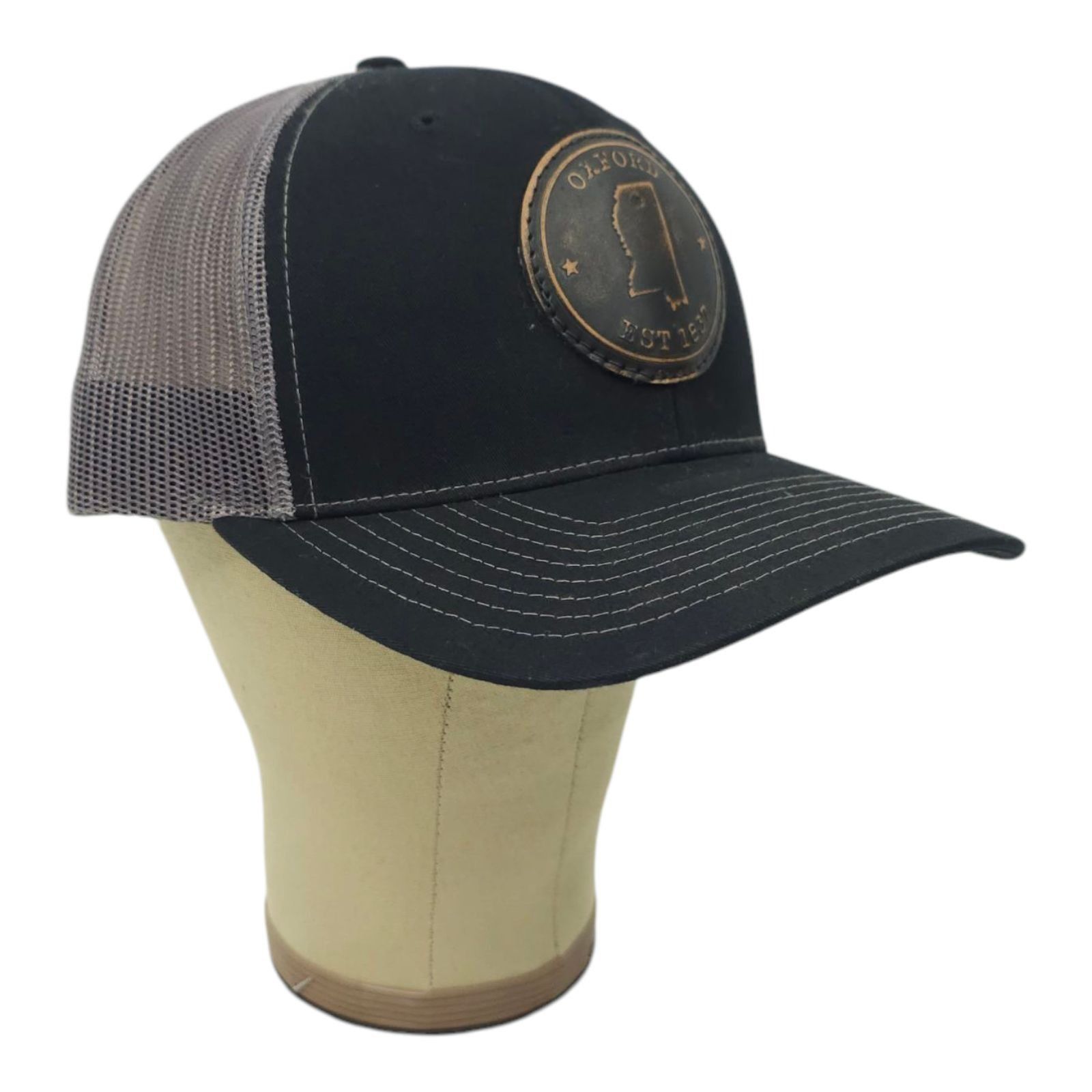 Richardson Richardson Oxford Round Patch Mesh Snapback Cap Trucker Hat Size ONE SIZE - 3 Thumbnail