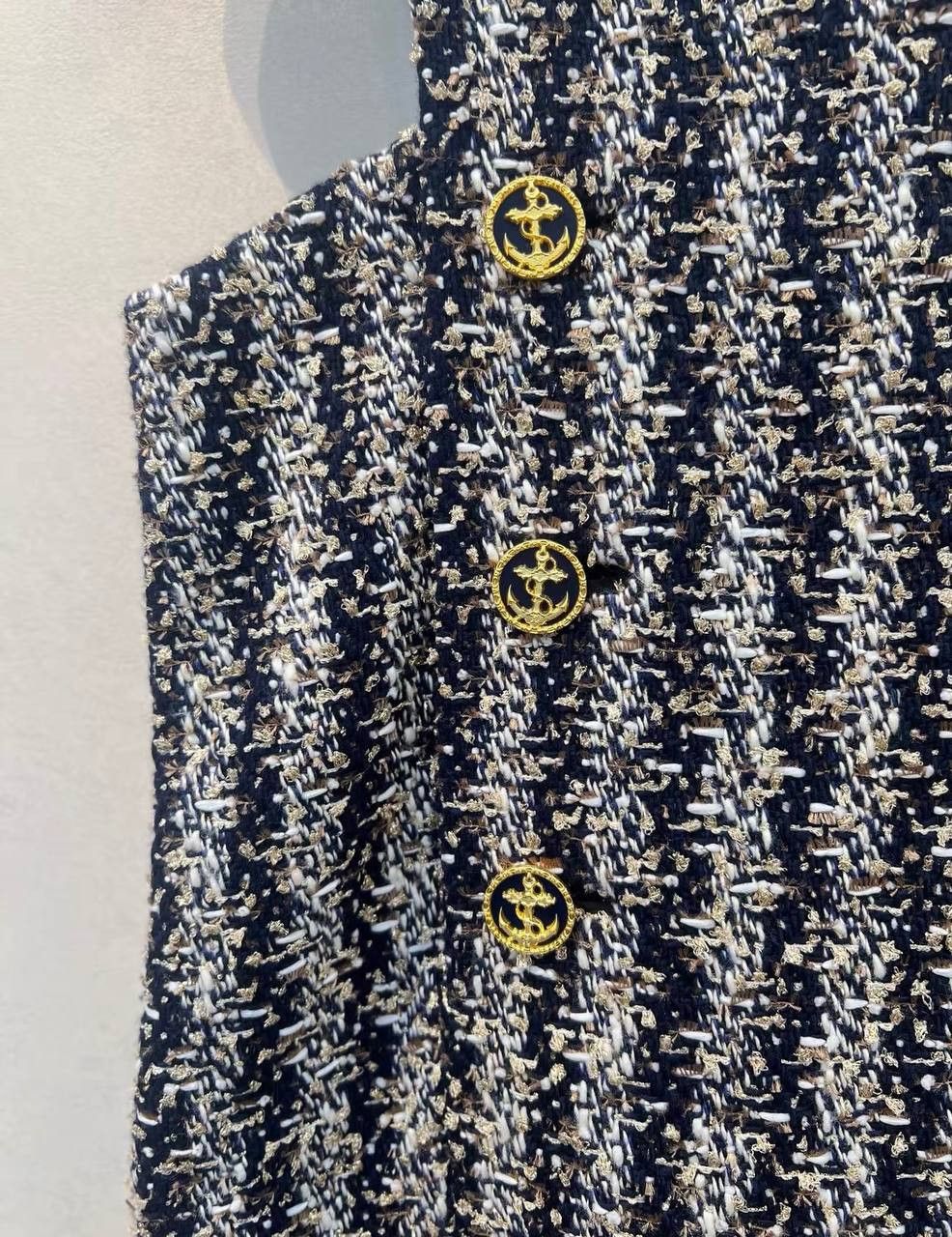 Louis Vuitton Louis Vuitton LV tweed dress with lambswool logo Size XXS / US 00 / IT 34 - 4 Thumbnail