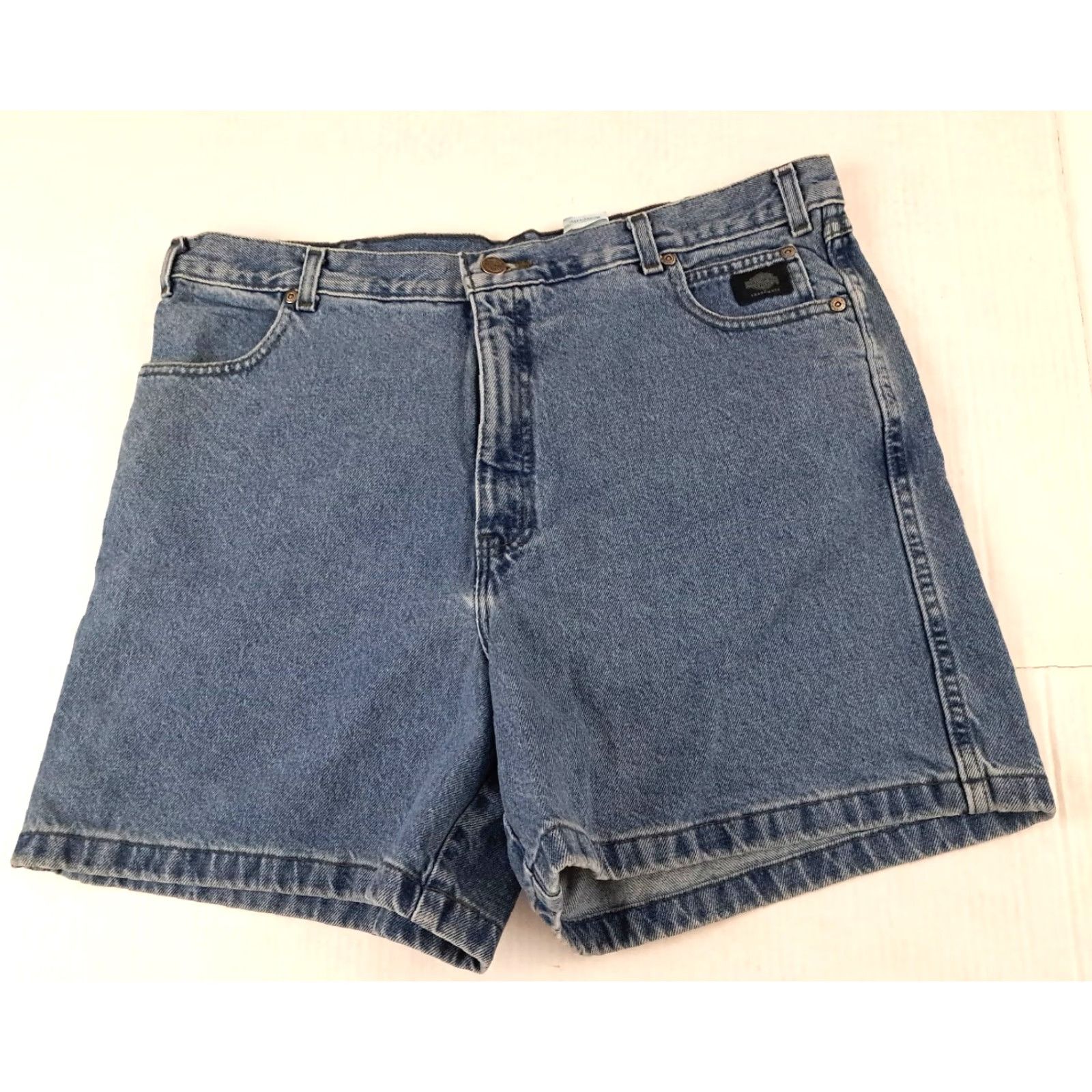 Harley Davidson VINTAGE Harley-Davidson Jeans Shorts Woman 18 Blue Denim 100% Cotton Biker Comfort 35in Waist 5.5in Inseam Size 40" / US 18 - 2 Thumbnail