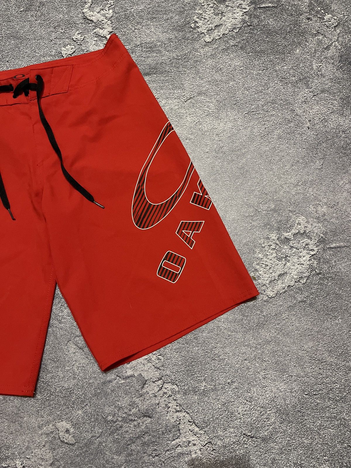 Oakley × Vintage Vintage Oakley Shorts Big Logo Swimwear Surfing Style Y2K Size US 30 / EU 46 - 2 Thumbnail