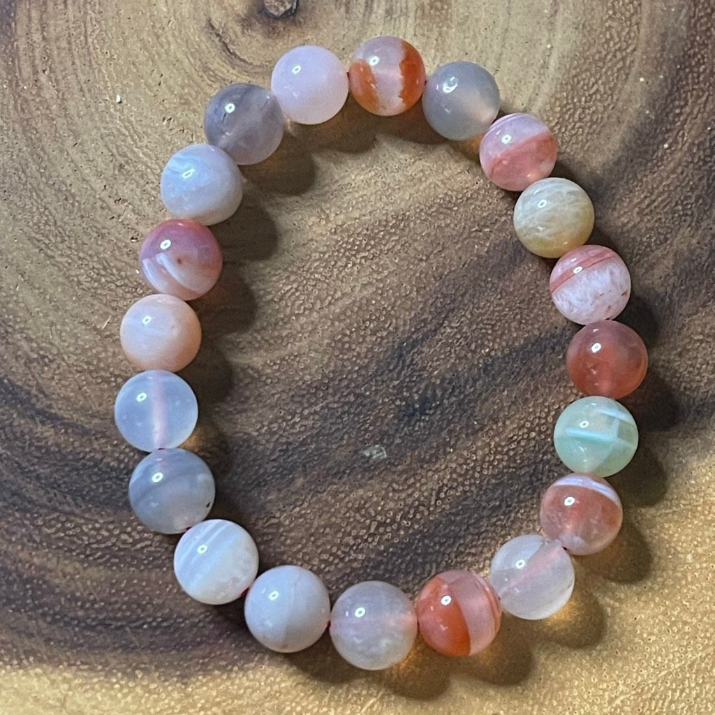 Other Yuan yuan Agate bracelet striped layers light rainbow colors stretch 10mm 7.5” natural crystal Size ONE SIZE - 1 Thumbnail