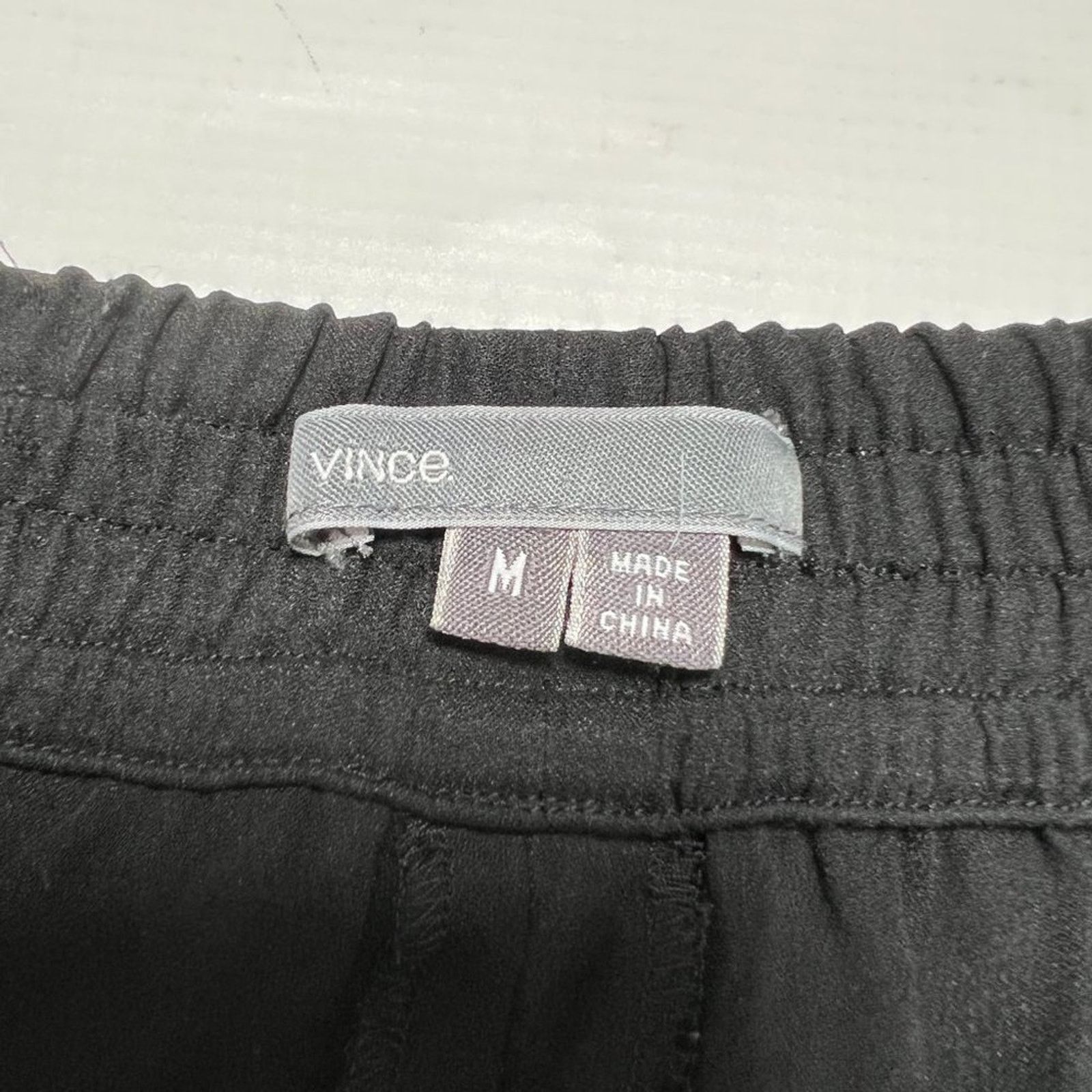 Vince Vince 100% Silk Jogger Pants Black Size M Lounge Trousers Size 28" / US 6 / IT 42 - 4 Thumbnail