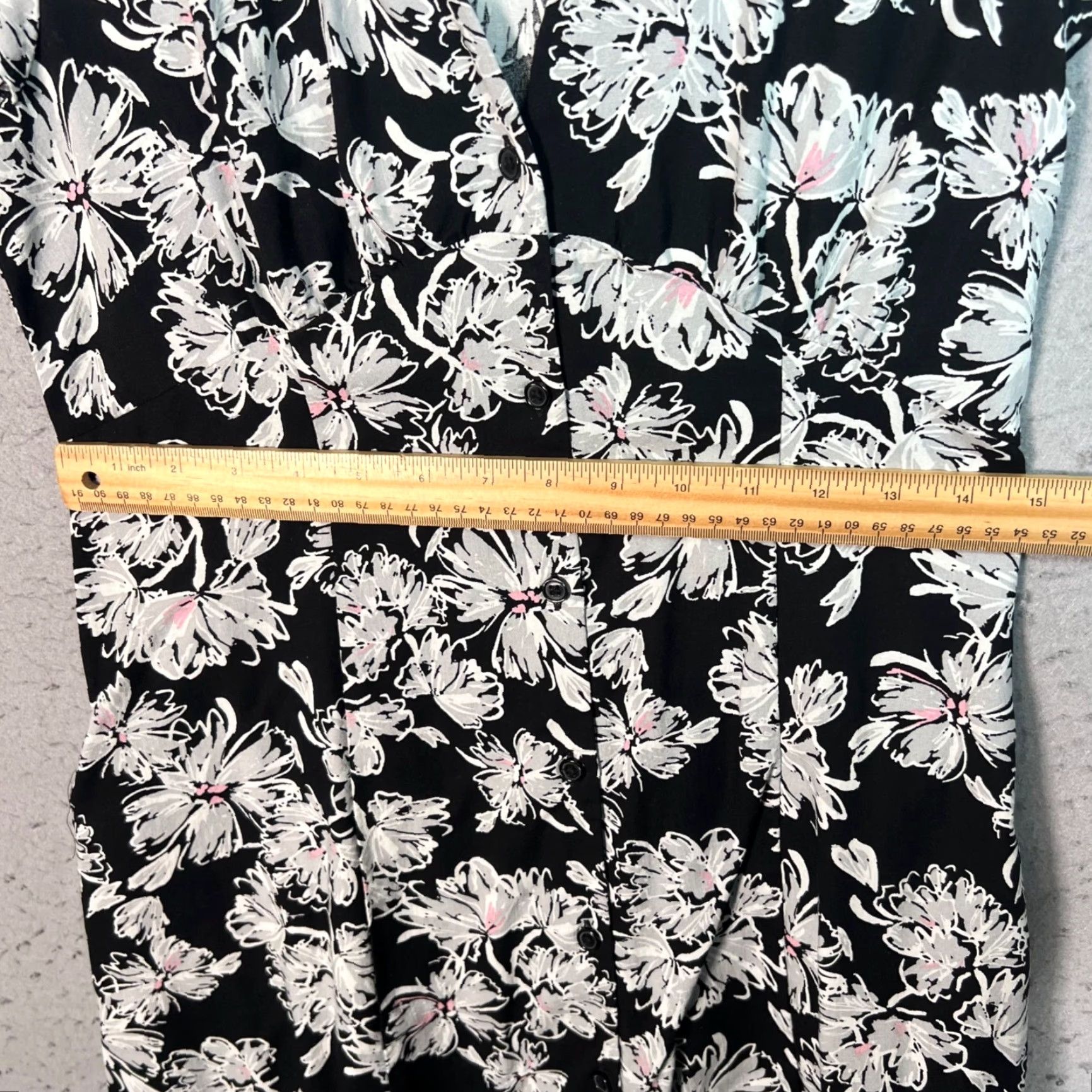 Vintage Gu Uniqlo Womens Dress Floral Black White V-Neck Short Sleeve Nylon Rayon Mini Fit & Flare S Black Womens No, not. (Oops) Size S / US 4 / IT 40 - 7 Thumbnail
