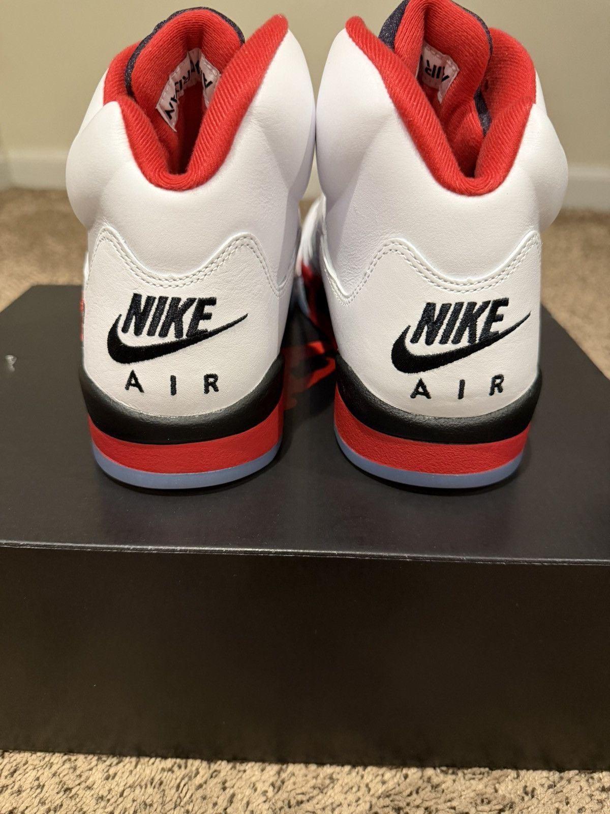 Jordan Brand Jordan 5 Fire Red Size US 10.5 / EU 43-44 - 4 Thumbnail