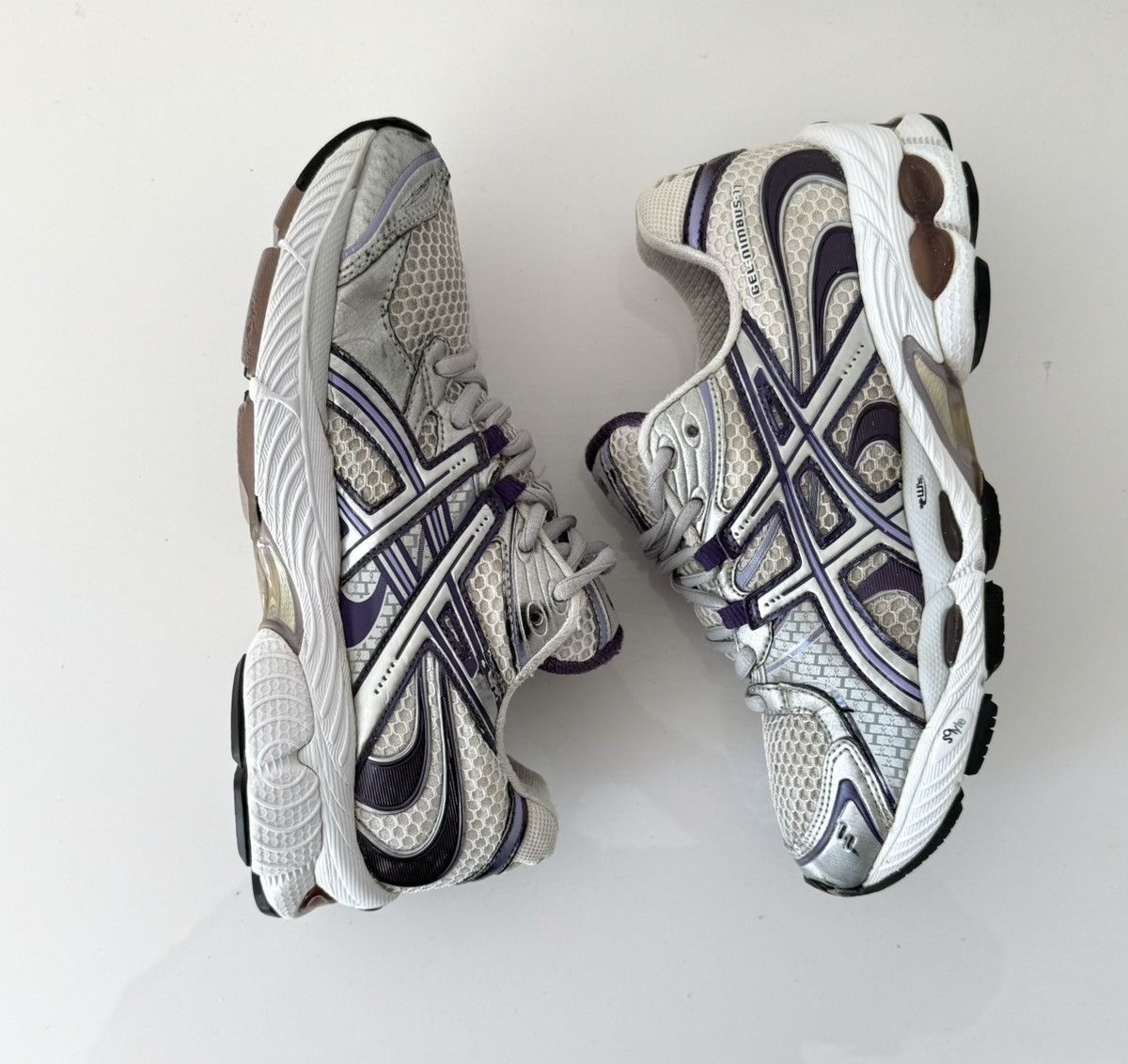 Asics VINTAGE ASICS Y2K GEL NIMBUS HYPE SK8 GORPCORE SNEAKERS Size US 7 / IT 37 - 2 Thumbnail