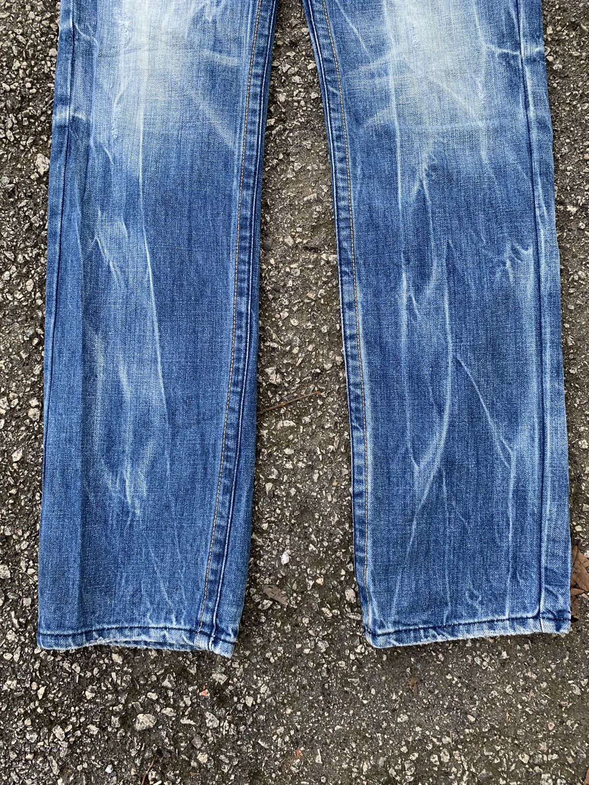 If Six Was Nine × Le Grande Bleu (L.G.B.) RED PEPPER JAPANES FADED & RUSTY PUNK STYLE DISTRESSED DENIM Size US 34 / EU 50 - 7 Thumbnail