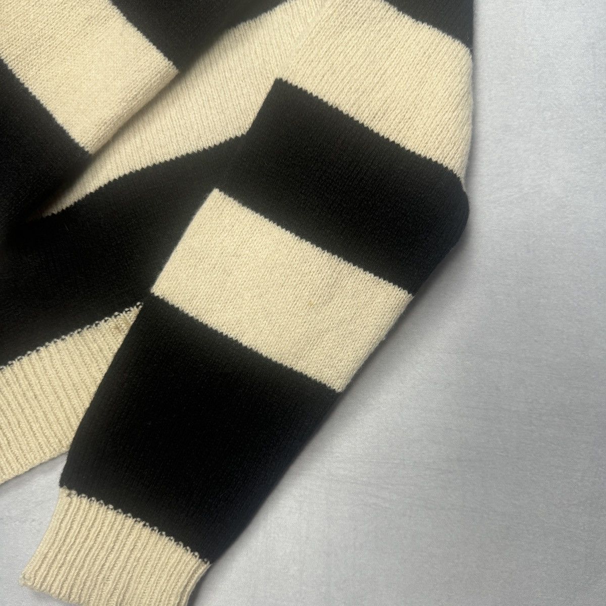 Raf Simons AW01 Riot! Riot! Riot! Striped Wool Turtleneck Sweater Size US M / EU 48-50 / 2 - 5 Thumbnail