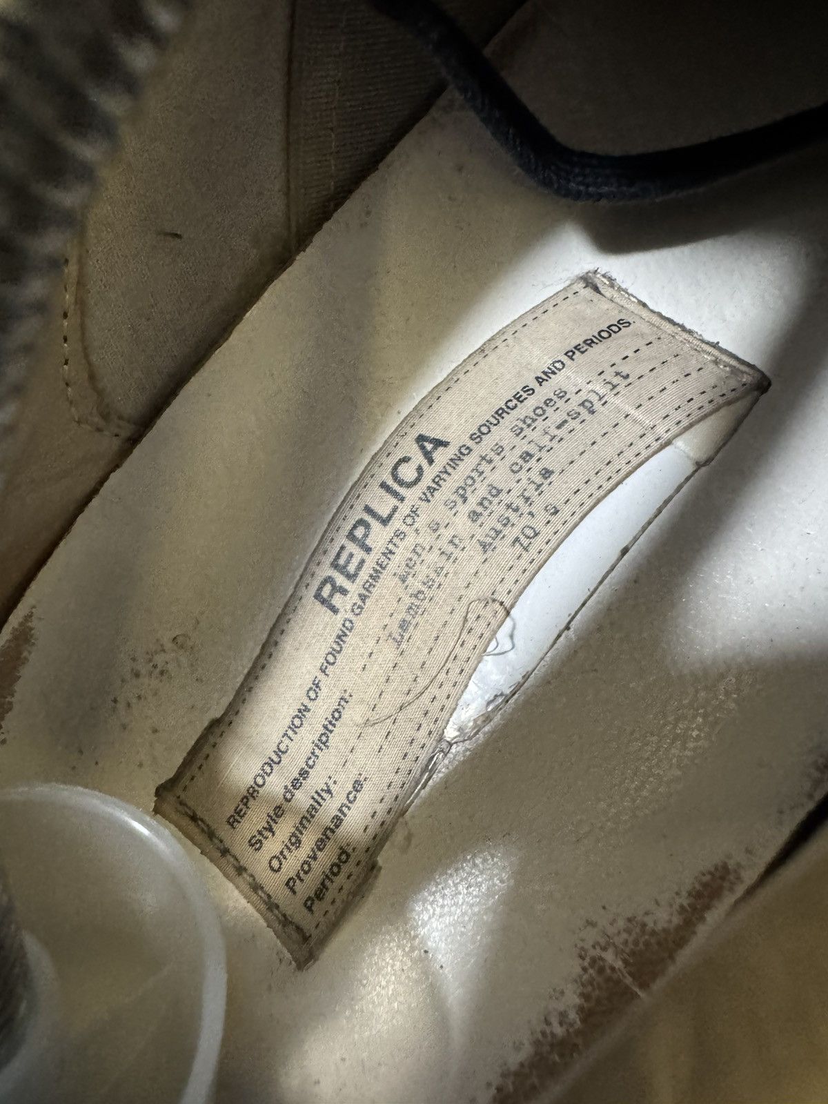Maison Margiela Maison Margiela Replica GAT navy/red size 44EU Size US 11 / EU 44 - 9 Thumbnail