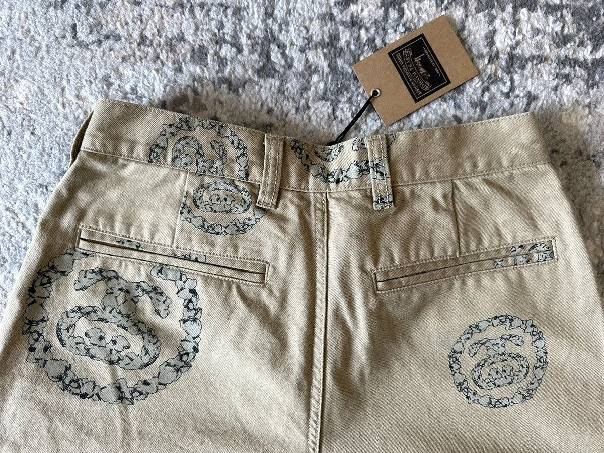 DENIM TEARS × Stussy Denim Tears x Stussy Double S Wreath Chino Pant Kaki SS25 Size US 28 / EU 44 - 4 Thumbnail