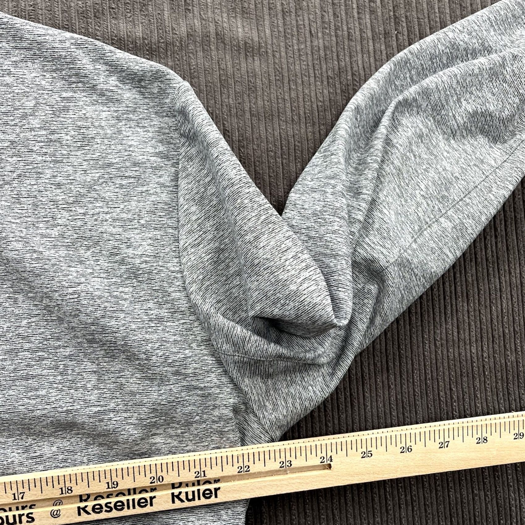 Outdoor Voices Outdoors Voices Sweatshirt Men Size Large Gray Polyester Spandex Pullover Crew Neck All Seasons Gym Workout Size US L / EU 52-54 / 3 - 4 Thumbnail
