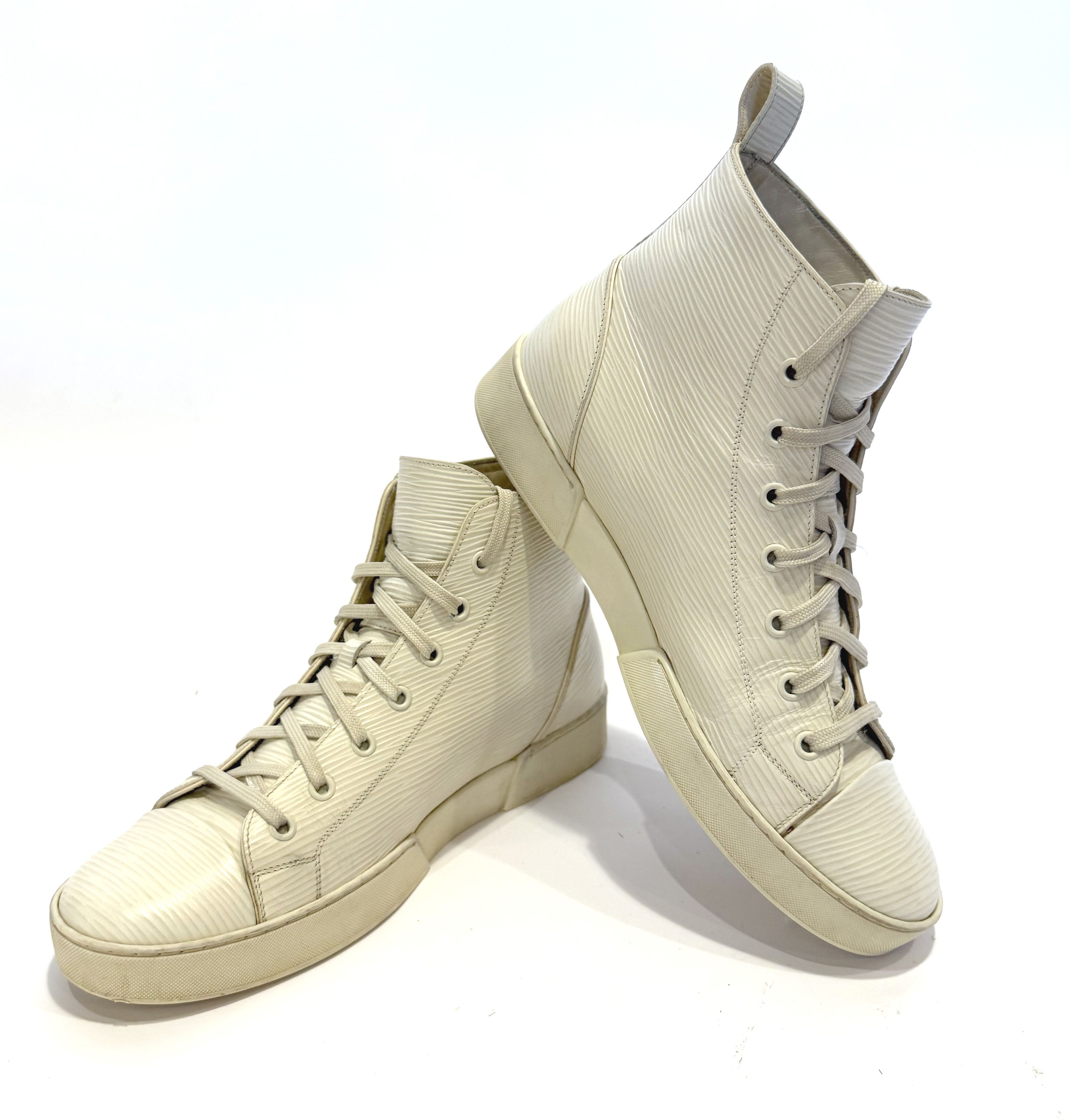 Louis Vuitton Louis Vuitton Epi Leather High-Top Sneaker - Men's Size US 6 Size US 6 / EU 39 - 9 Thumbnail