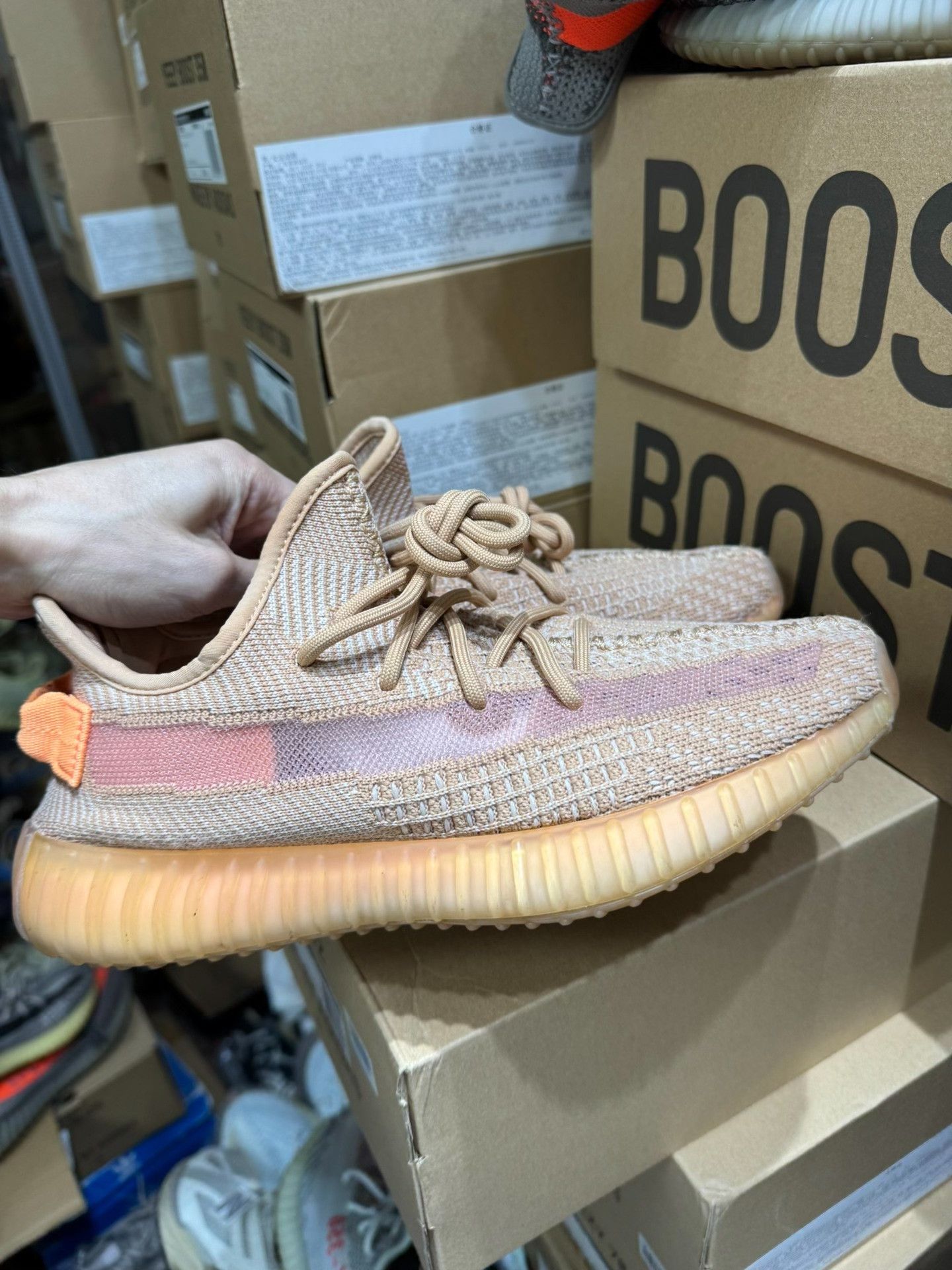 Yeezy Yeezy Limited Lowtop Sneakers 40 Men Size US 7.5 / EU 40-41 - 1 Thumbnail