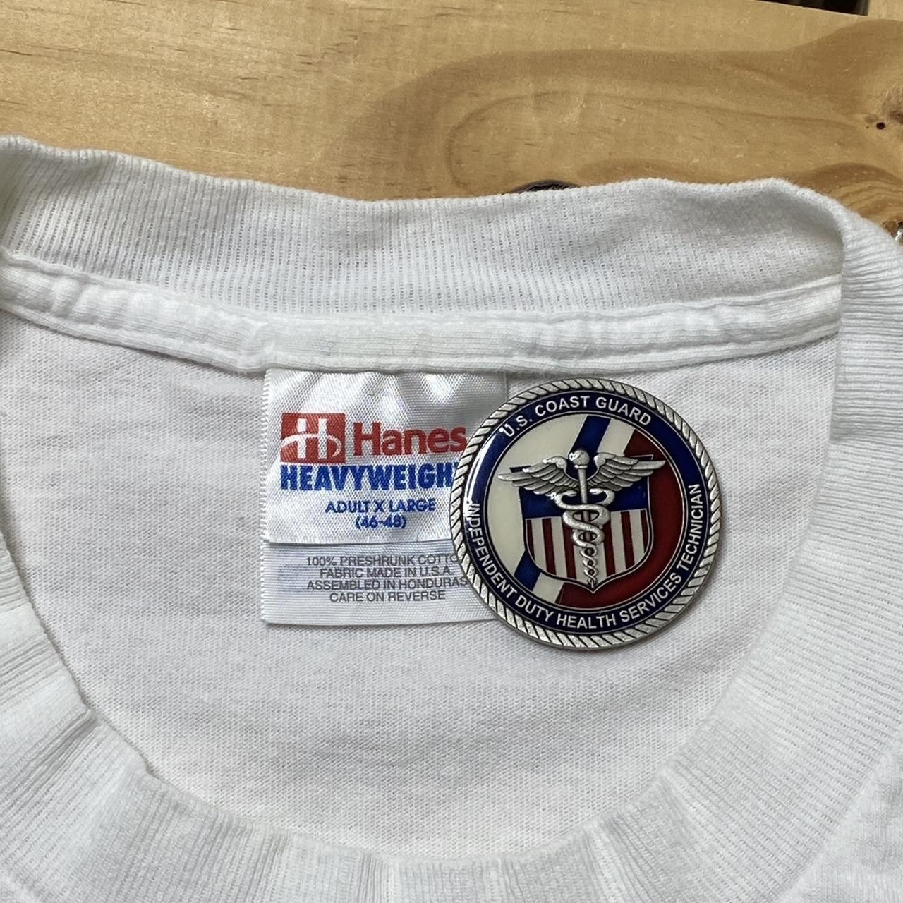 Hanes Vintage Queen 1998 White Band Tee Size XL Size US XL / EU 56 / 4 - 4 Thumbnail