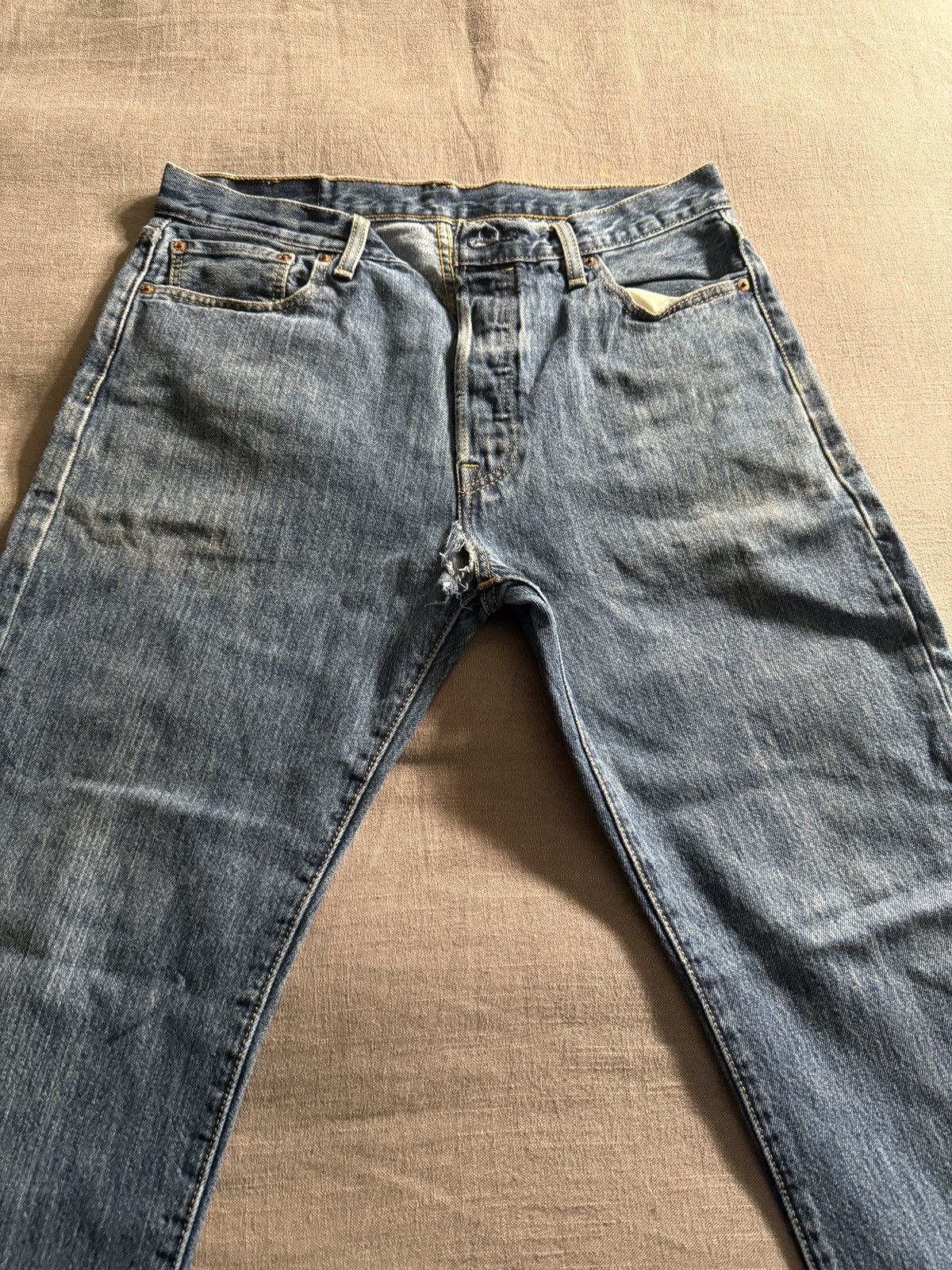 Levi's Levi’s 501s Size US 34 / EU 50 - 3 Thumbnail