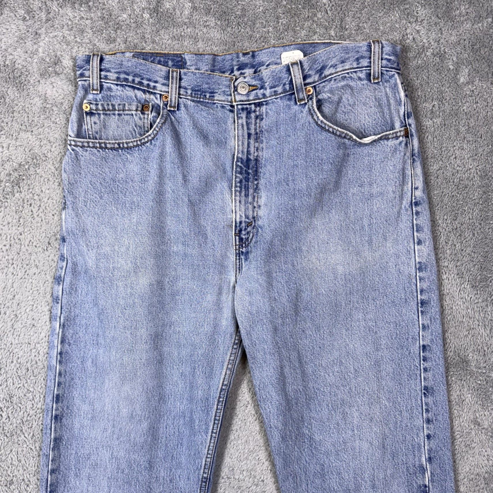 Levi's VINTAGE Levi's 505 Jeans Mens 34x34 Regular Straight Paper Tag Batwing 90s Y2K Size 34 Blue Denim Leather Belt Loops 5-Pocket Mens Regular Jeans Size US 36 / EU 52 - 2 Thumbnail