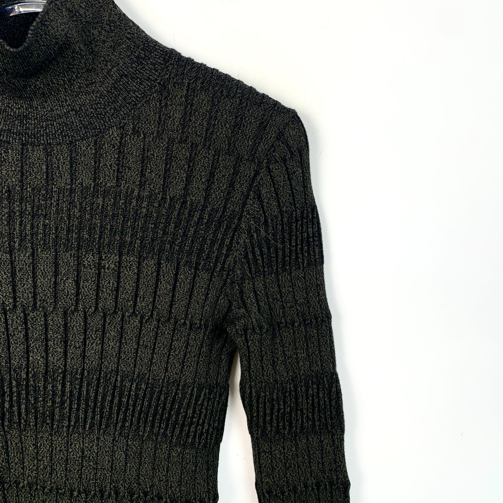 Burberry Burberry Ribbed Knit Turtleneck Sweater Black Size XS / US 0-2 / IT 36-38 - 3 Thumbnail