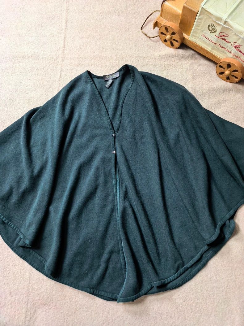 Loro Piana LORO PIANA A cloak made of young cashmere and mink Size L / US 10 / IT 46 - 1 Thumbnail