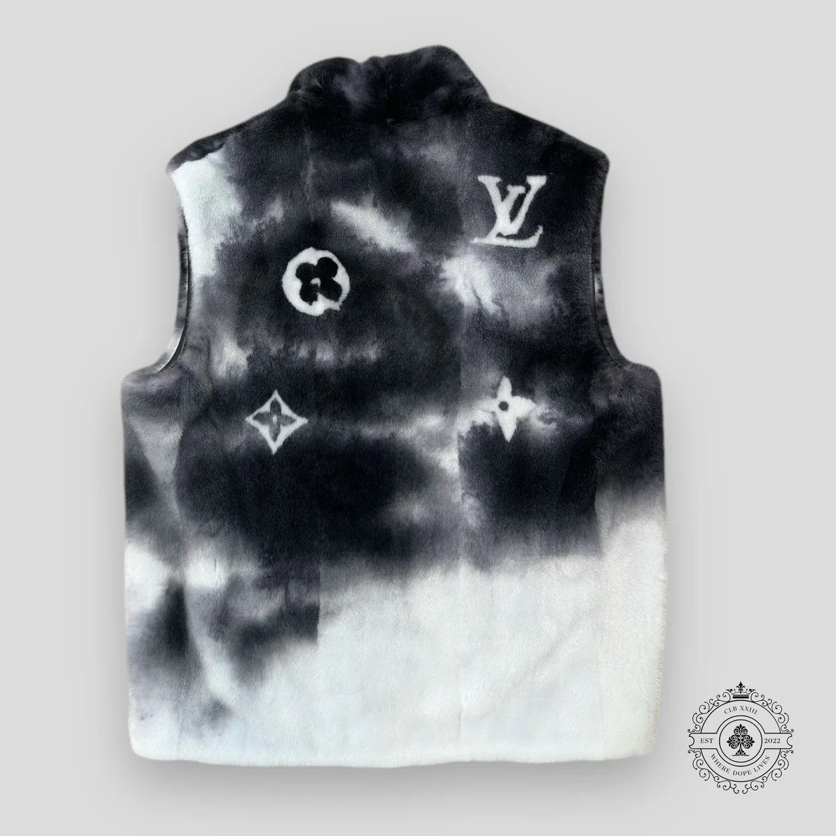 Louis Vuitton Louis Vuitton Spray Mink Gilet Size US L / EU 52-54 / 3 - 2 Thumbnail