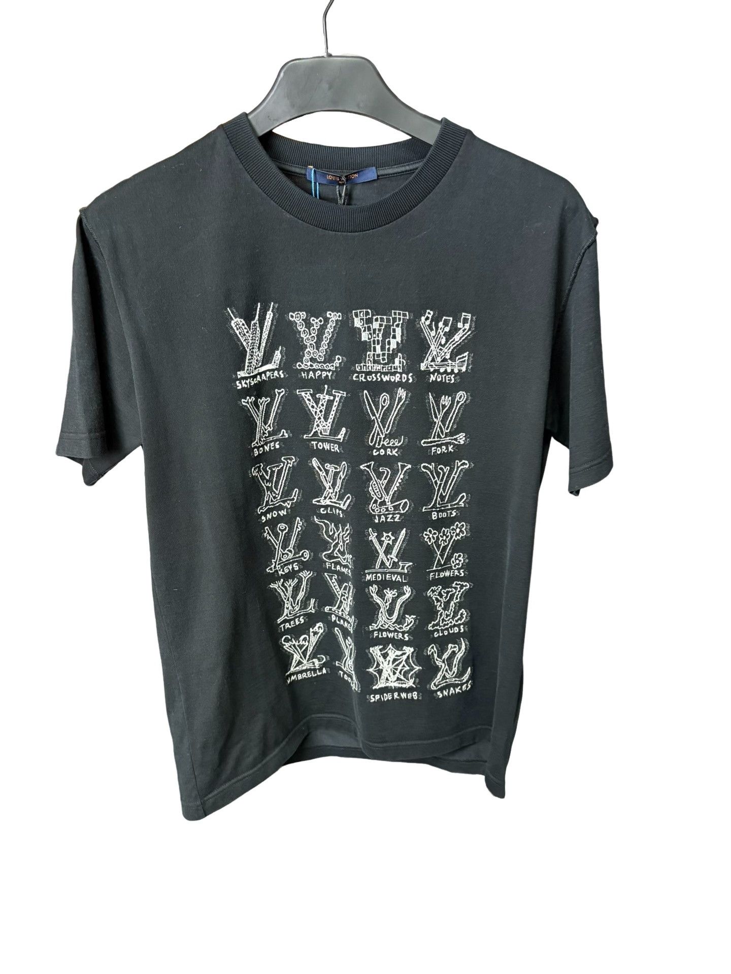Louis Vuitton Louis Vuitton Alphabet Logo Graphic T-Shirt L Size US L / EU 52-54 / 3 - 1 Thumbnail