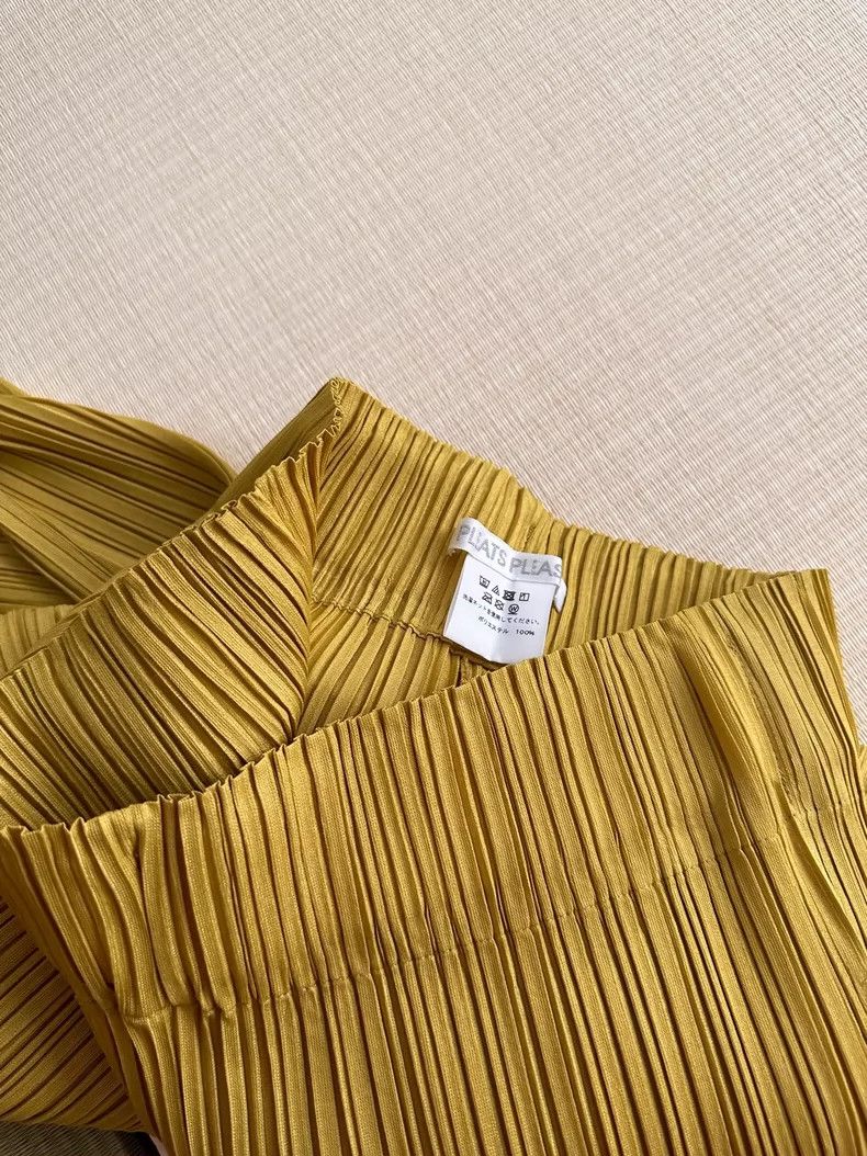Issey Miyake Issey Miyake size:2 Prosperous yellow pleated long pants Size 31" - 5 Thumbnail