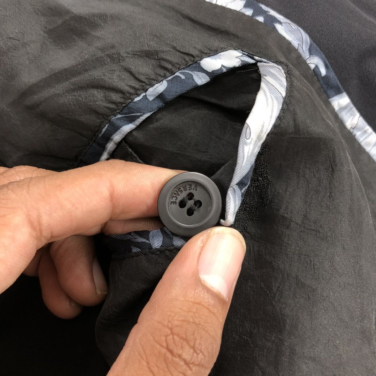 Versace 🇮🇹 Vintage Gianni Vercase Luxury Designer Black Work Jacket Size US L / EU 52-54 / 3 - 12 Thumbnail