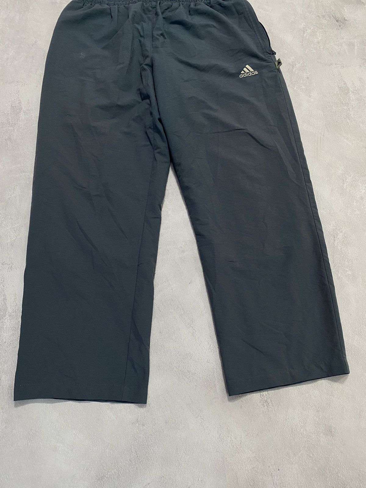 Adidas 🩵 Vintage Sweatpants Adidas Baggy Style Oversized Size US 34 / EU 50 - 3 Thumbnail