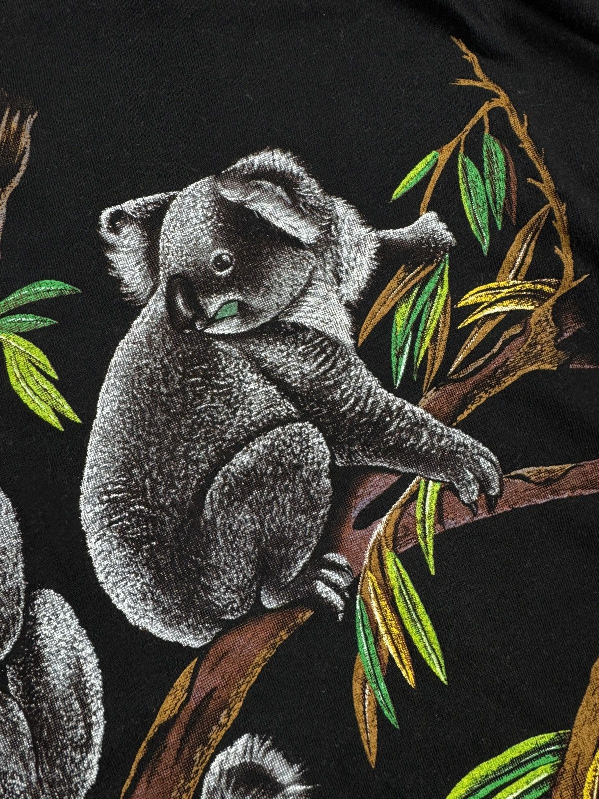 Vintage Vintage 90s Koalas on the eucalyptus tree graphic tee koala Size US XL / EU 56 / 4 - 8 Thumbnail