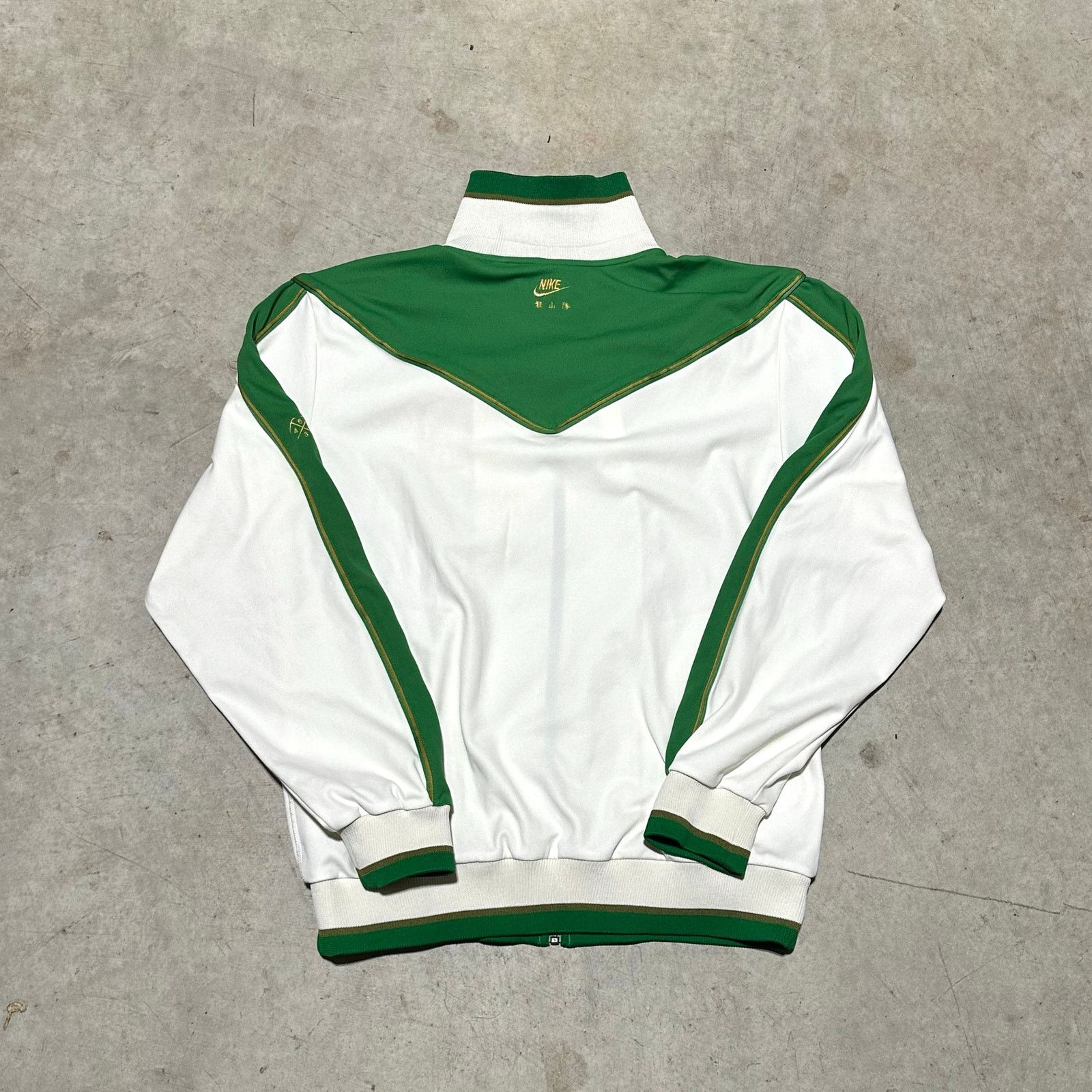 Nike Vintage Y2K Nike Track Jacket size Large in Men Size US L / EU 52-54 / 3 - 2 Thumbnail